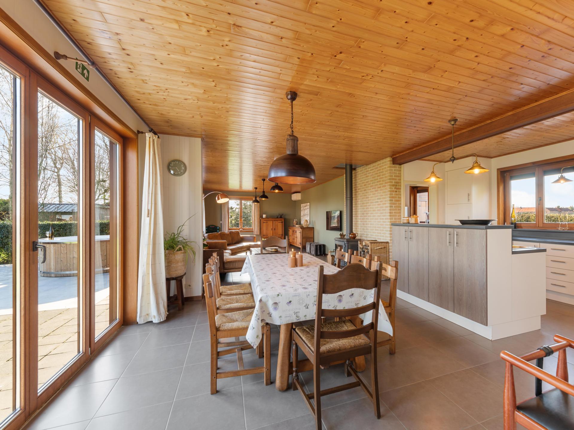8-persoons vakantiehuis met spa bad en tuin in Zwevezele - foto 10