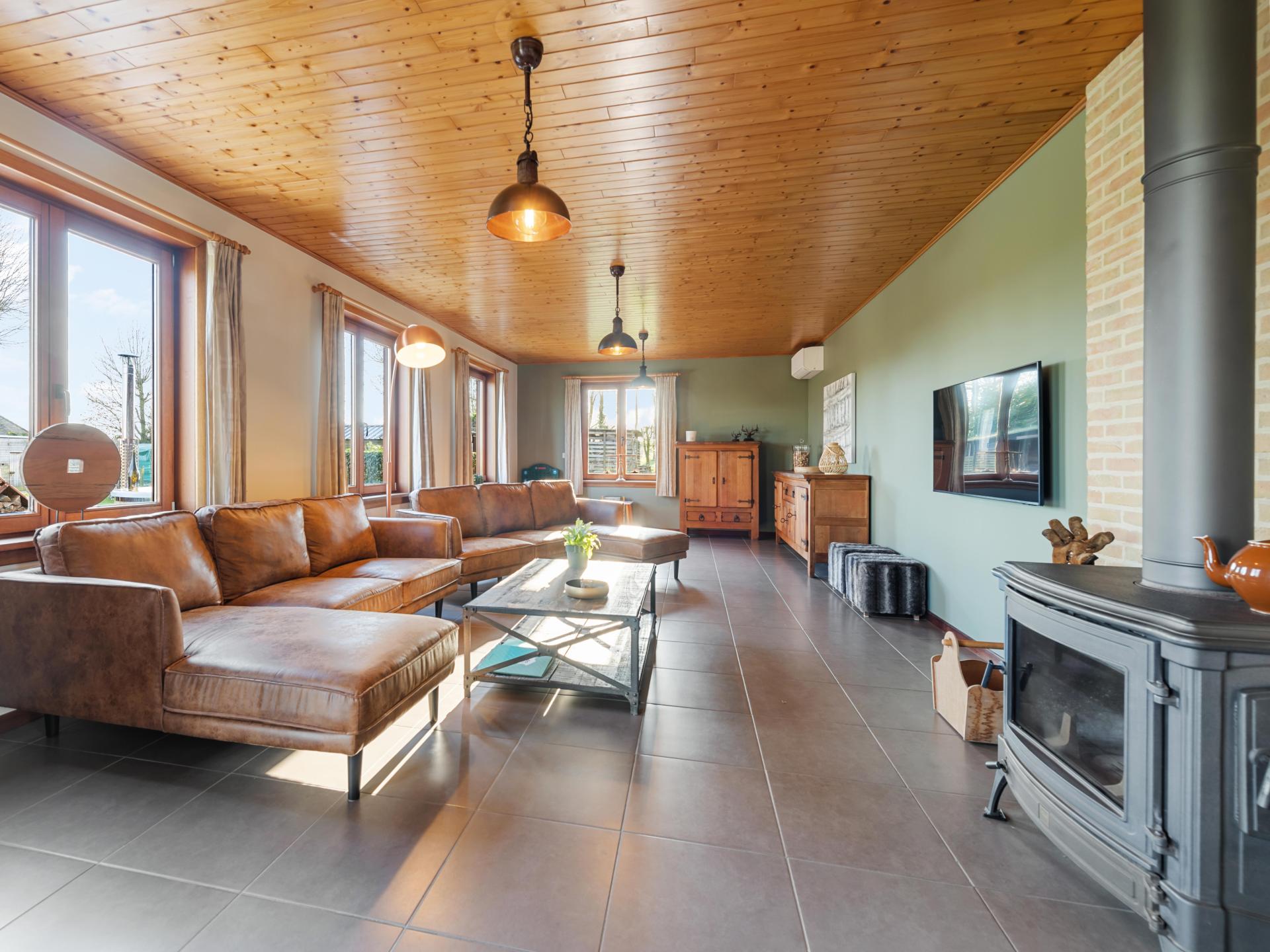 8-persoons vakantiehuis met spa bad en tuin in Zwevezele - foto 12