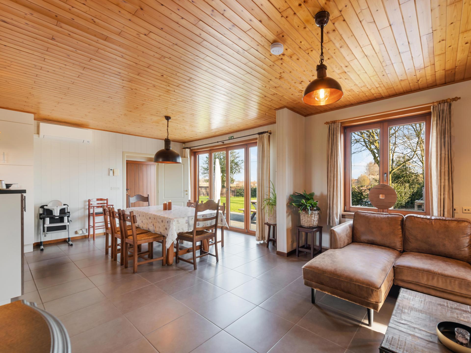 8-persoons vakantiehuis met spa bad en tuin in Zwevezele - foto 11