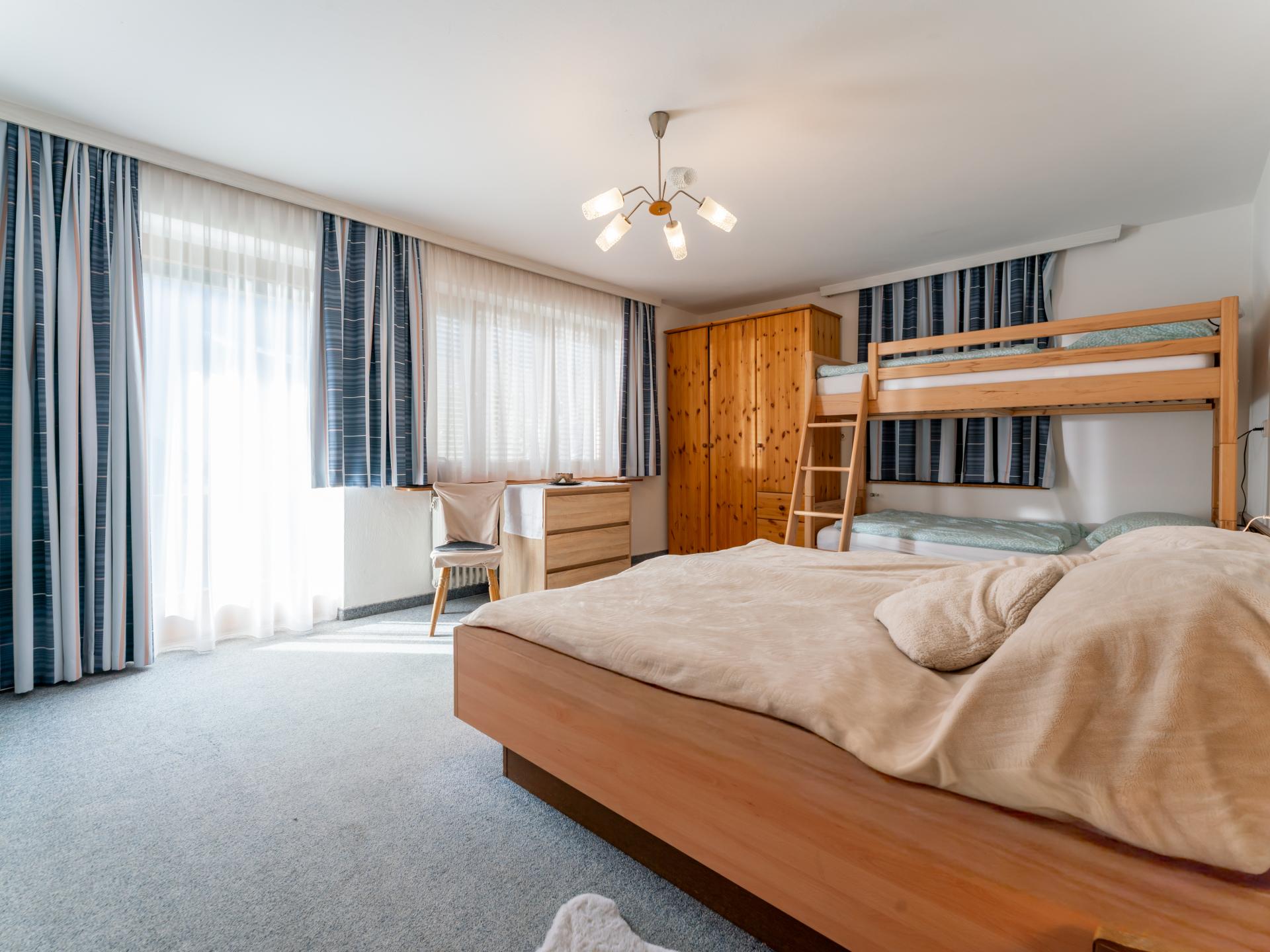 Ruime groepsaccommodatie voor 15 personen aan de skipiste in Niedernsill - foto 30