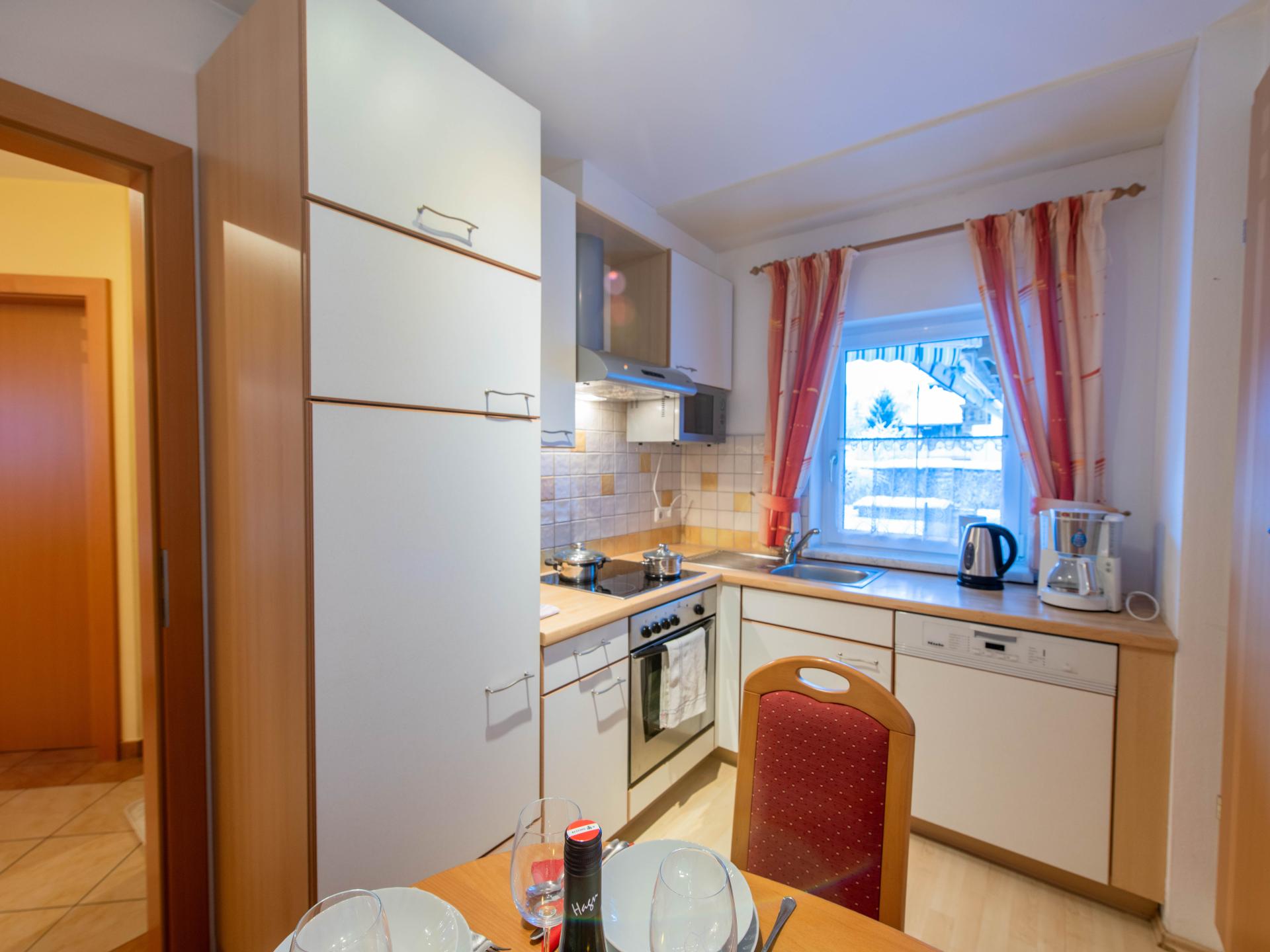 Licht appartement aan de piste in Altenmarkt met terras en bergzicht - foto 7