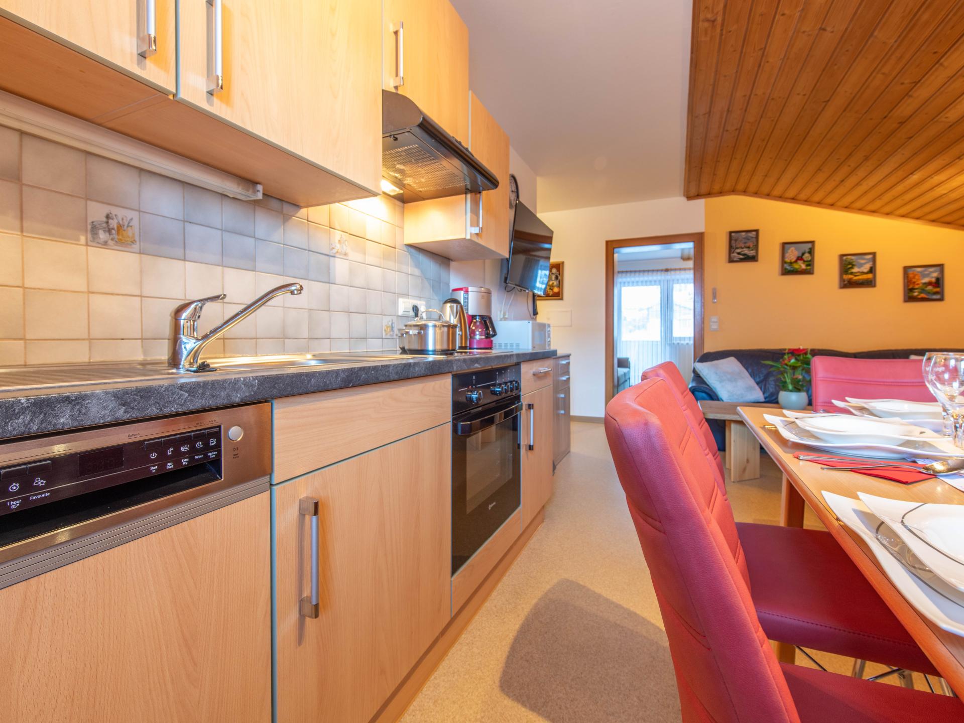 Zonnig appartement in Altenmarkt, direct aan de skipiste en nabij centrum - foto 7