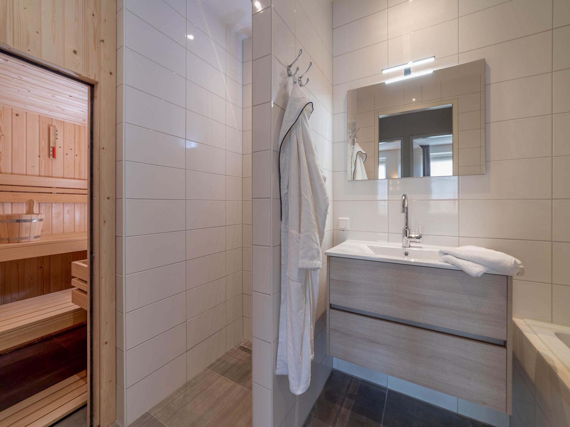 Luxe appartement met sauna en spa-bad op 500m van het Noordzeestrand - foto 7