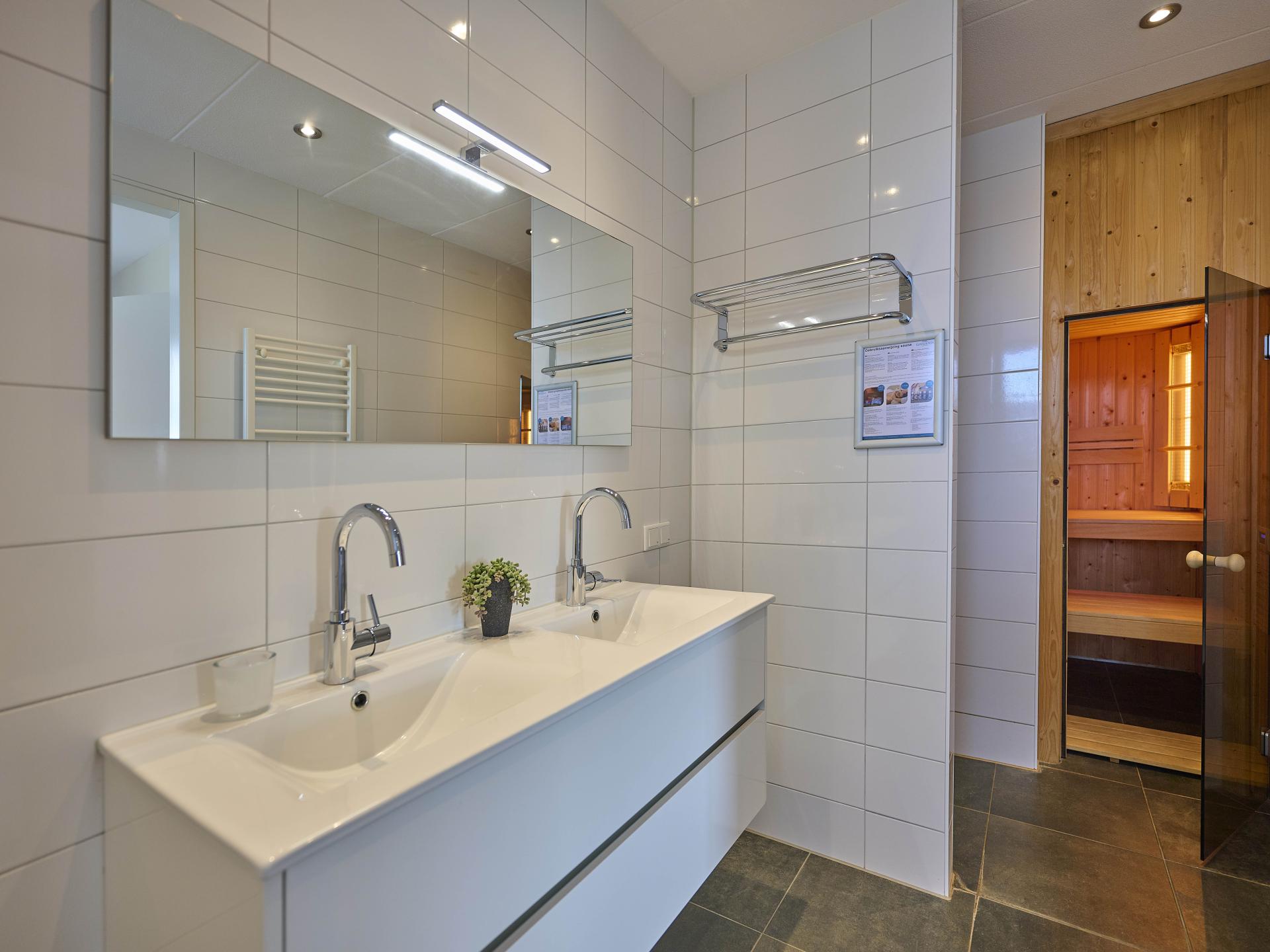 Luxe appartement met sauna en tuin, 14m van het strand in Colijnsplaat - foto 18