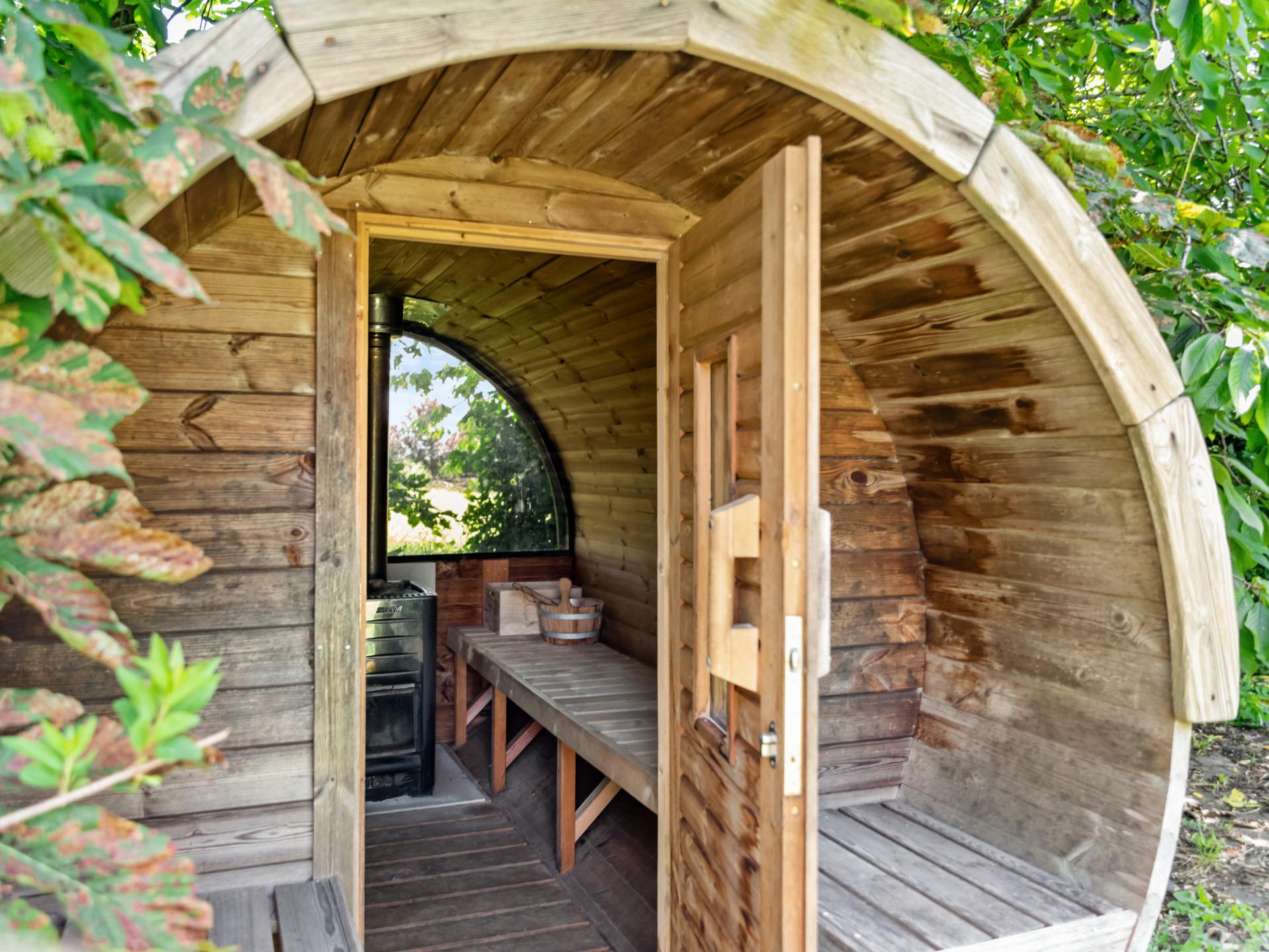 8-persoons vrijstaand vakantiehuis in Diksmuide met sauna en tuin - foto 2