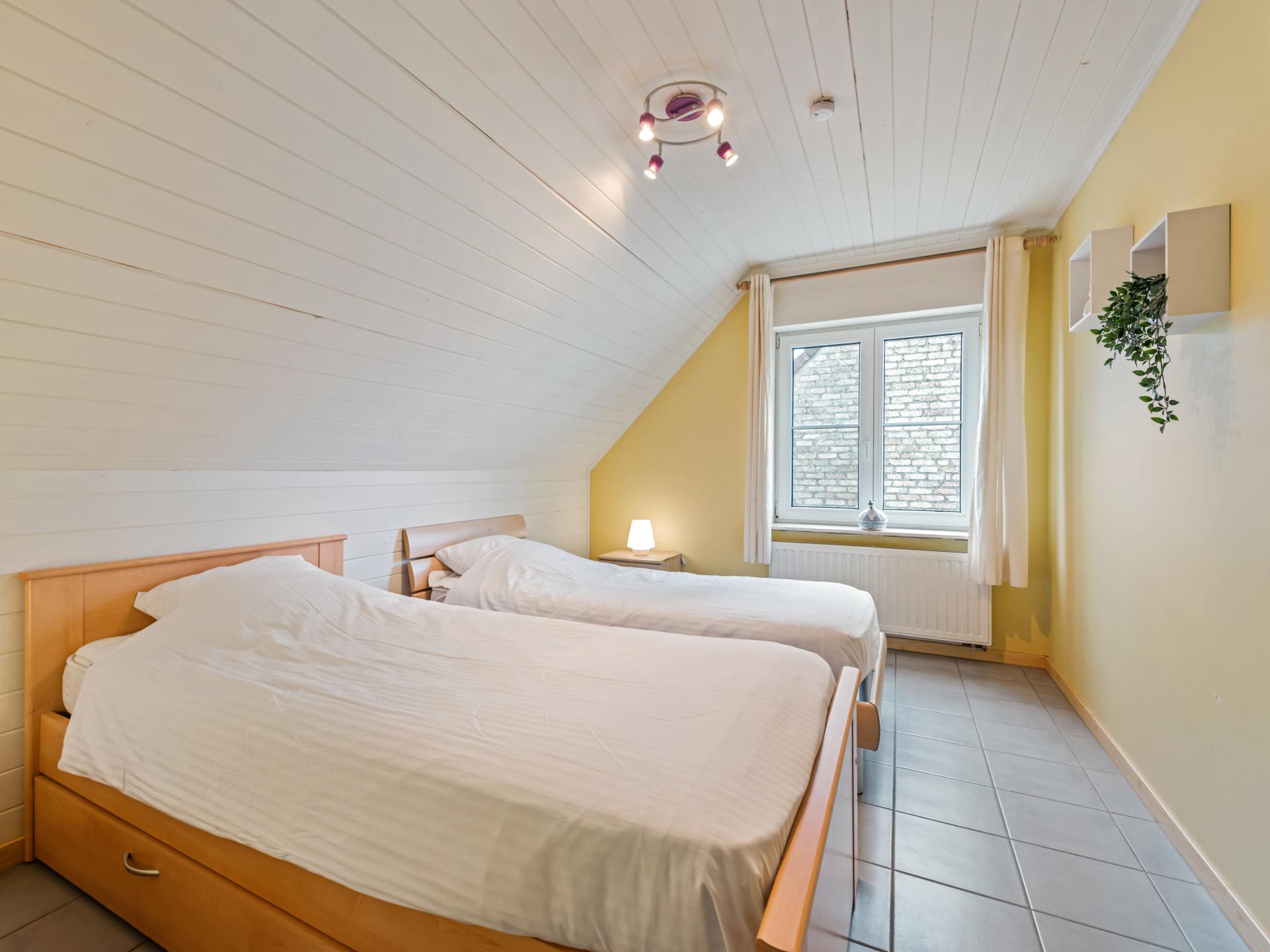 8-persoons vrijstaand vakantiehuis in Diksmuide met sauna en tuin - foto 35