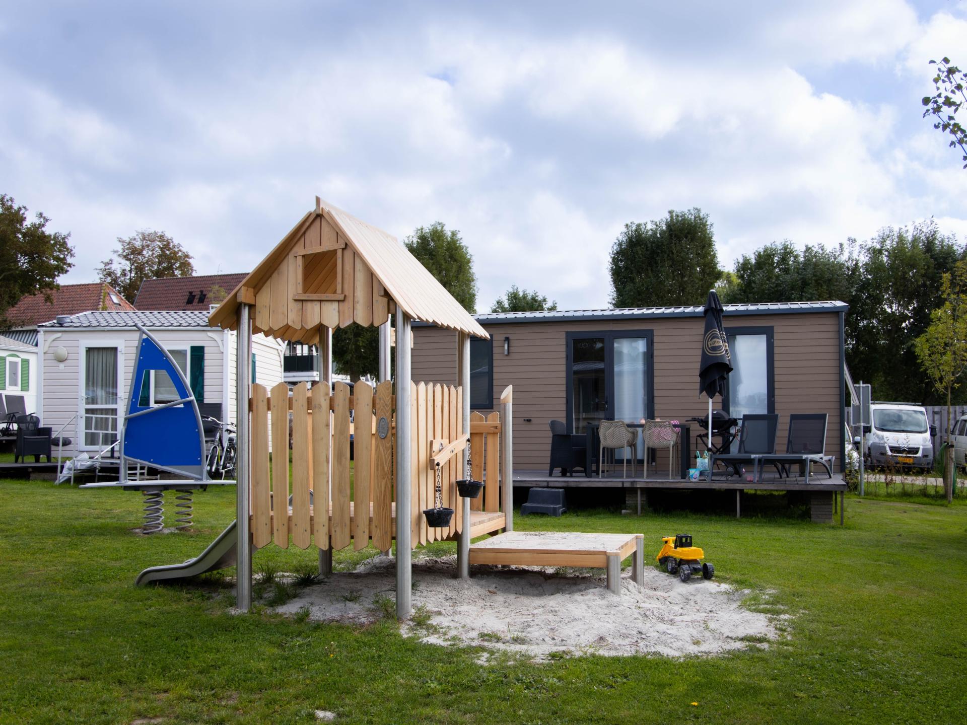 Chalet op kindvriendelijke camping op 90m van centrum Westerland - foto 10