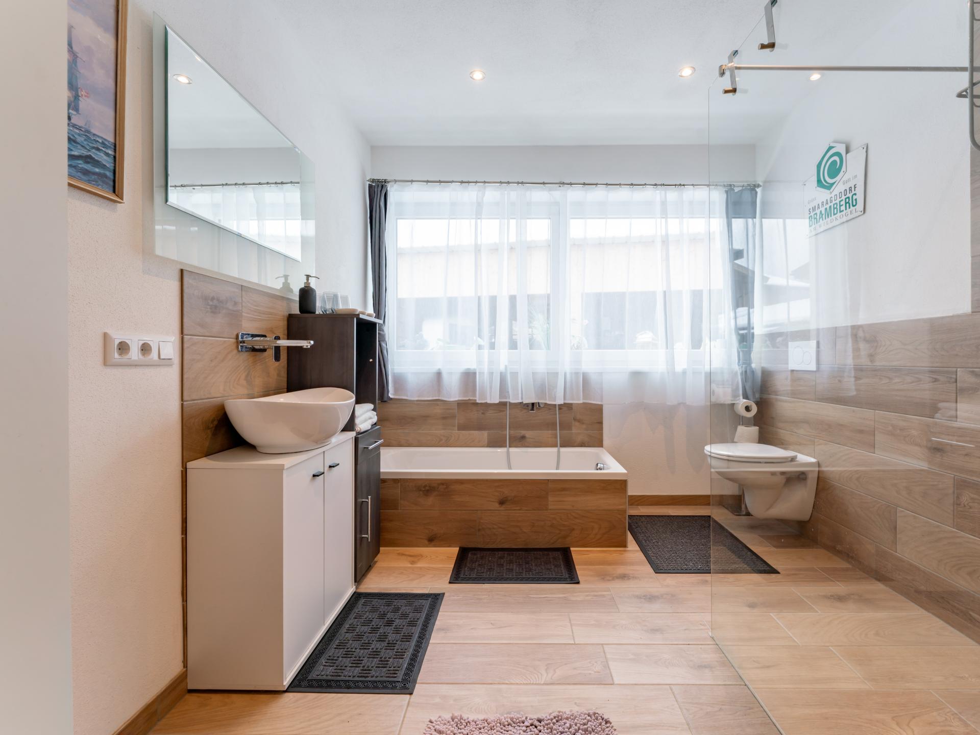 Authentiek appartement in Bramberg, 240m van de skilift - foto 9