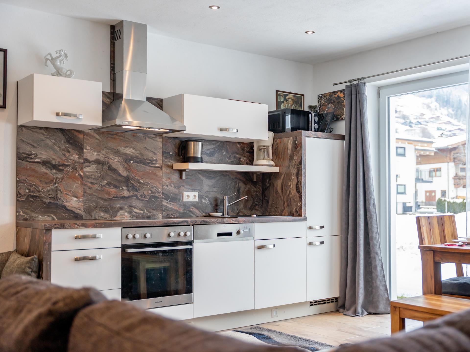 Authentiek appartement in Bramberg, 240m van de skilift - foto 26