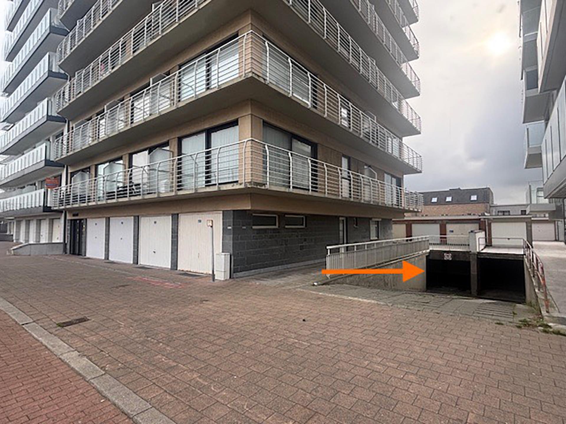 Appartement met frontaal zeezicht in Westende, vlakbij strand en centrum - foto 19