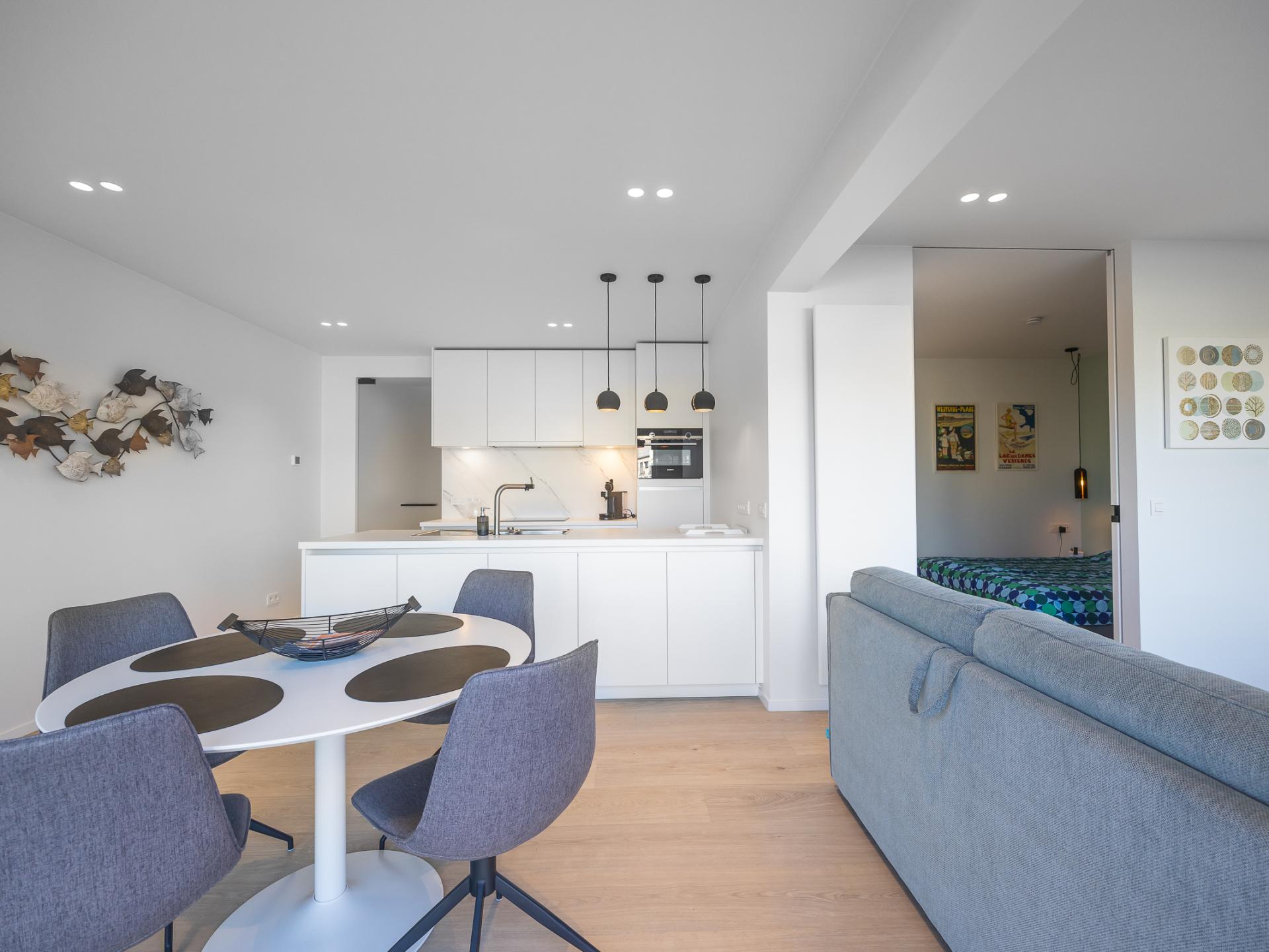 Appartement met frontaal zeezicht in Westende, vlakbij strand en centrum - foto 7