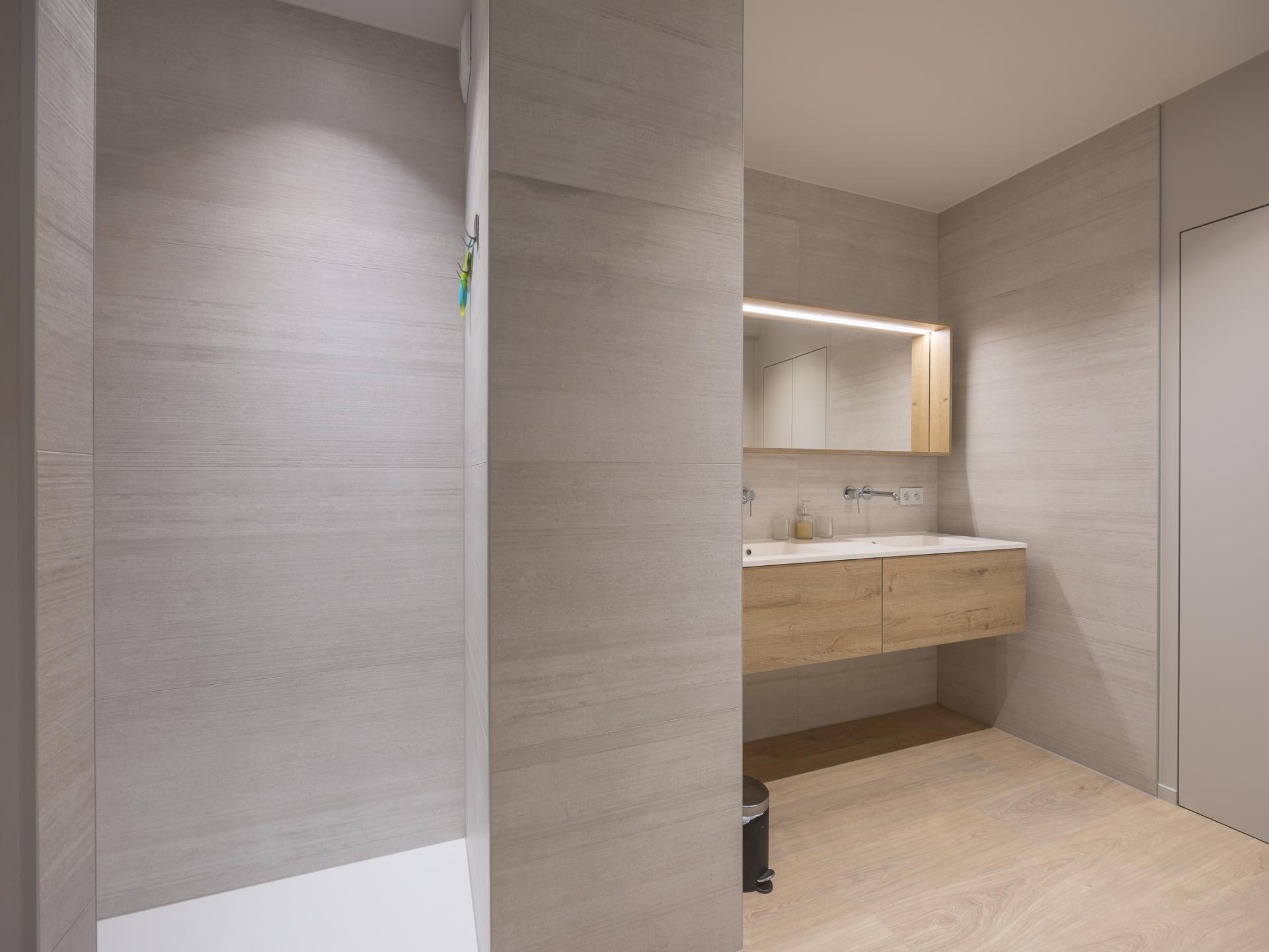 Appartement met frontaal zeezicht in Westende, vlakbij strand en centrum - foto 17