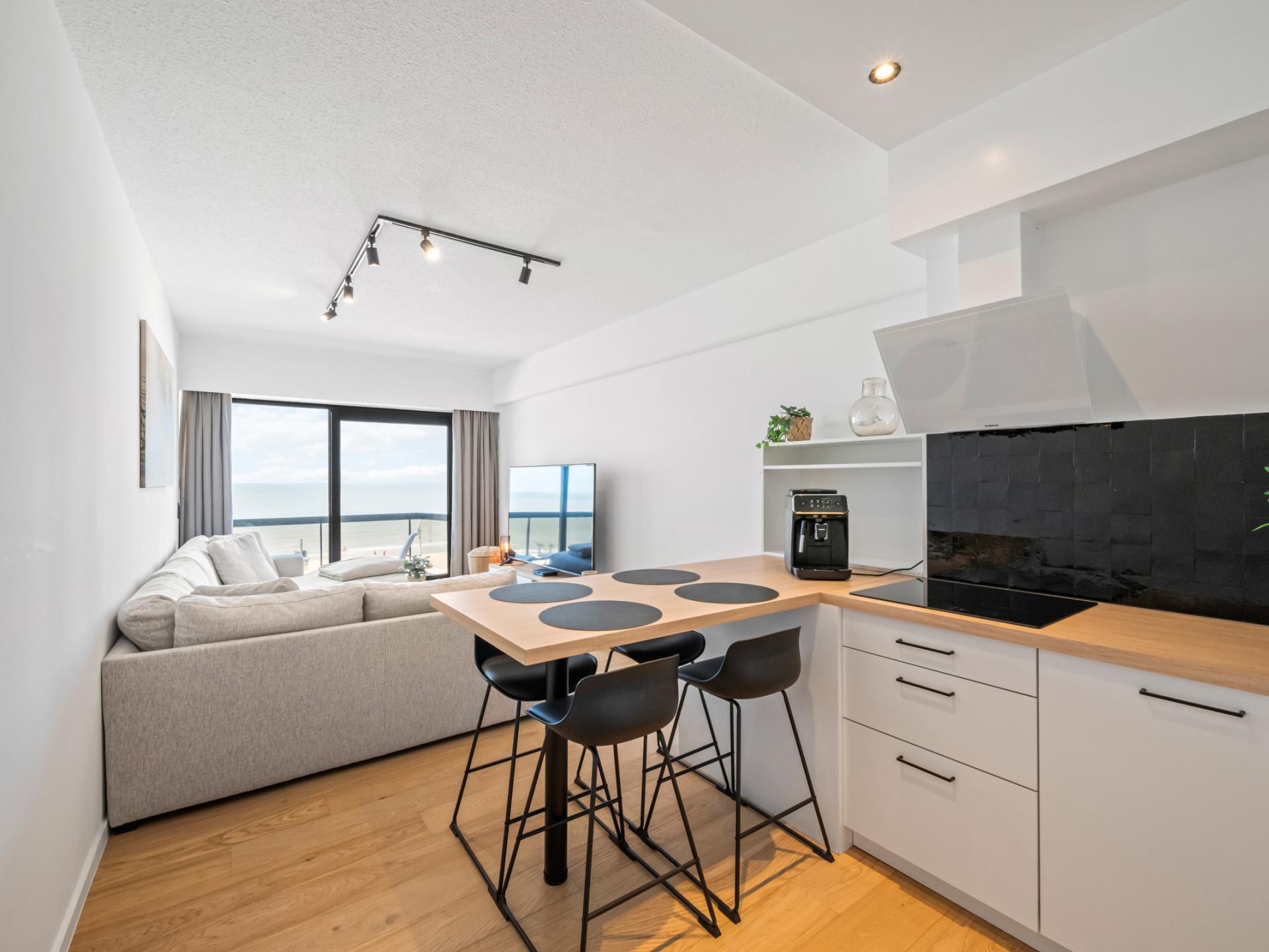 Zonnig appartement met frontaal zeezicht op 20 meter van het strand - foto 7