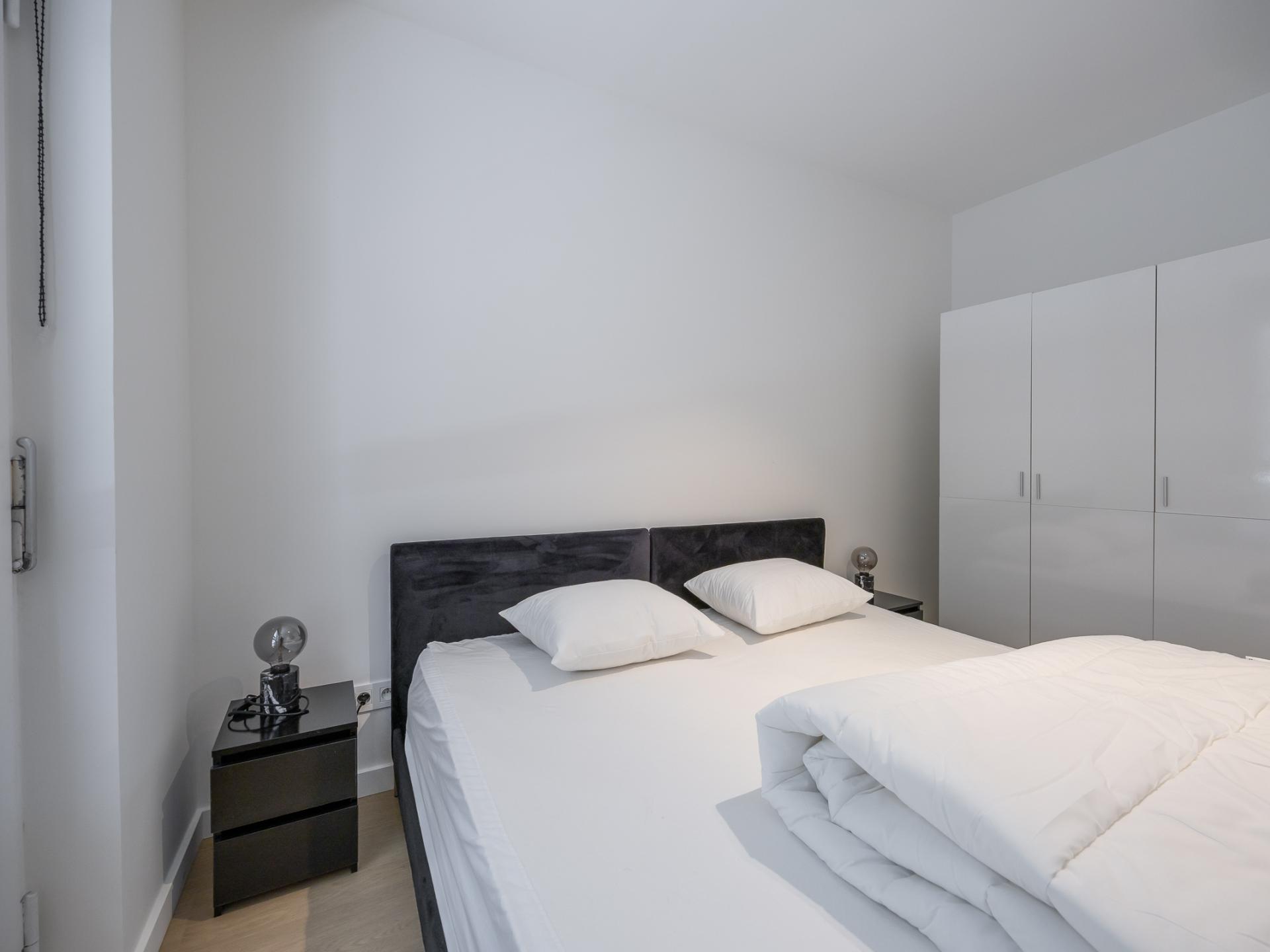 Licht appartement op vierde verdieping met terrassen, 45 meter van centrum - foto 13