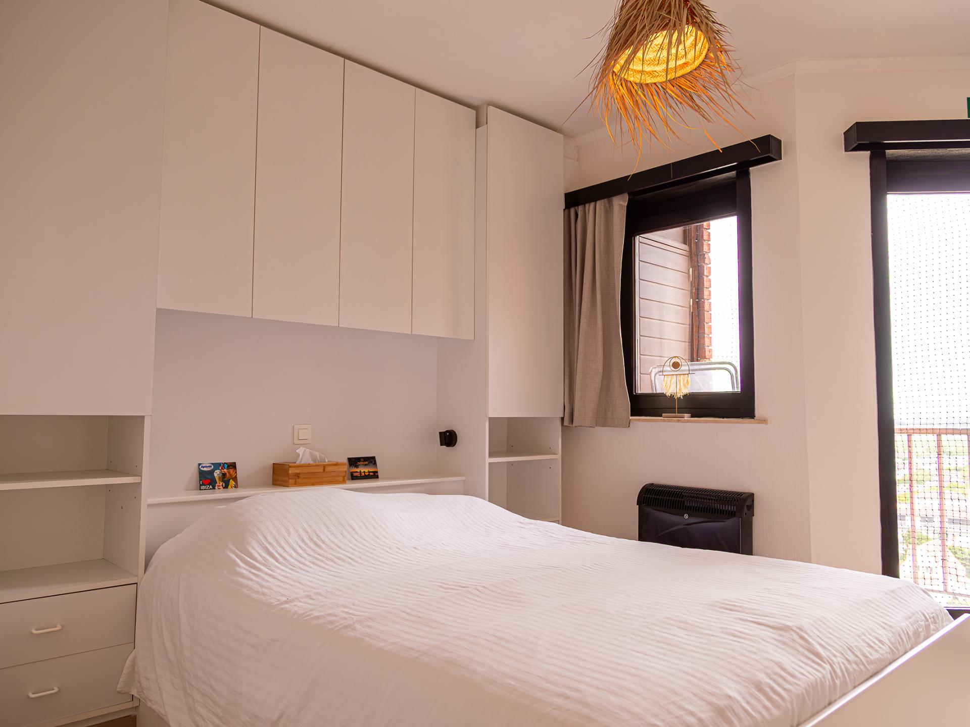 Boho-appartement op de zeedijk met frontaal zeezicht in Westende - foto 8