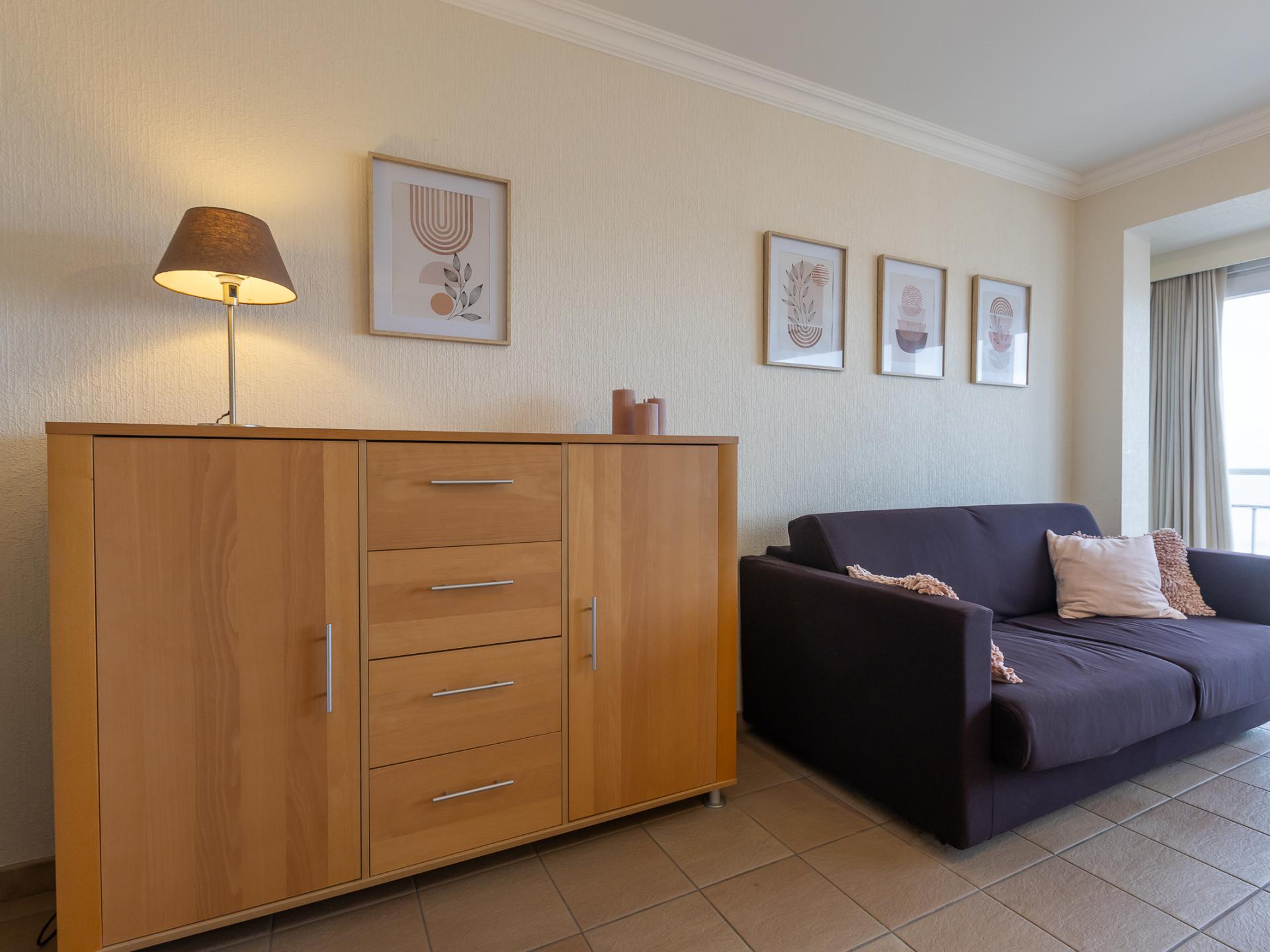 In het centrum van Middelkerke: licht appartement met zeezicht (6 p.) - foto 6