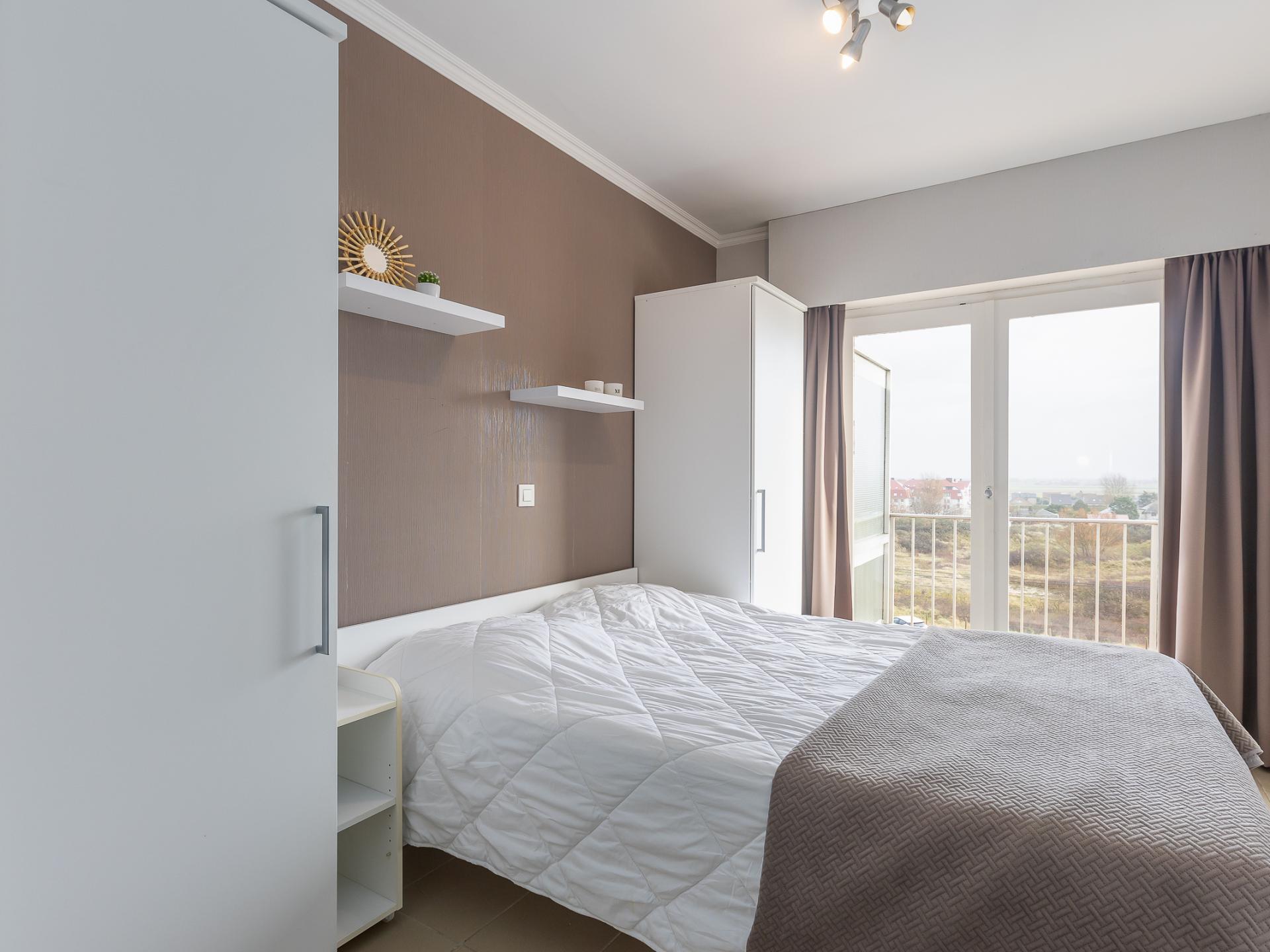 In het centrum van Middelkerke: licht appartement met zeezicht (6 p.) - foto 11