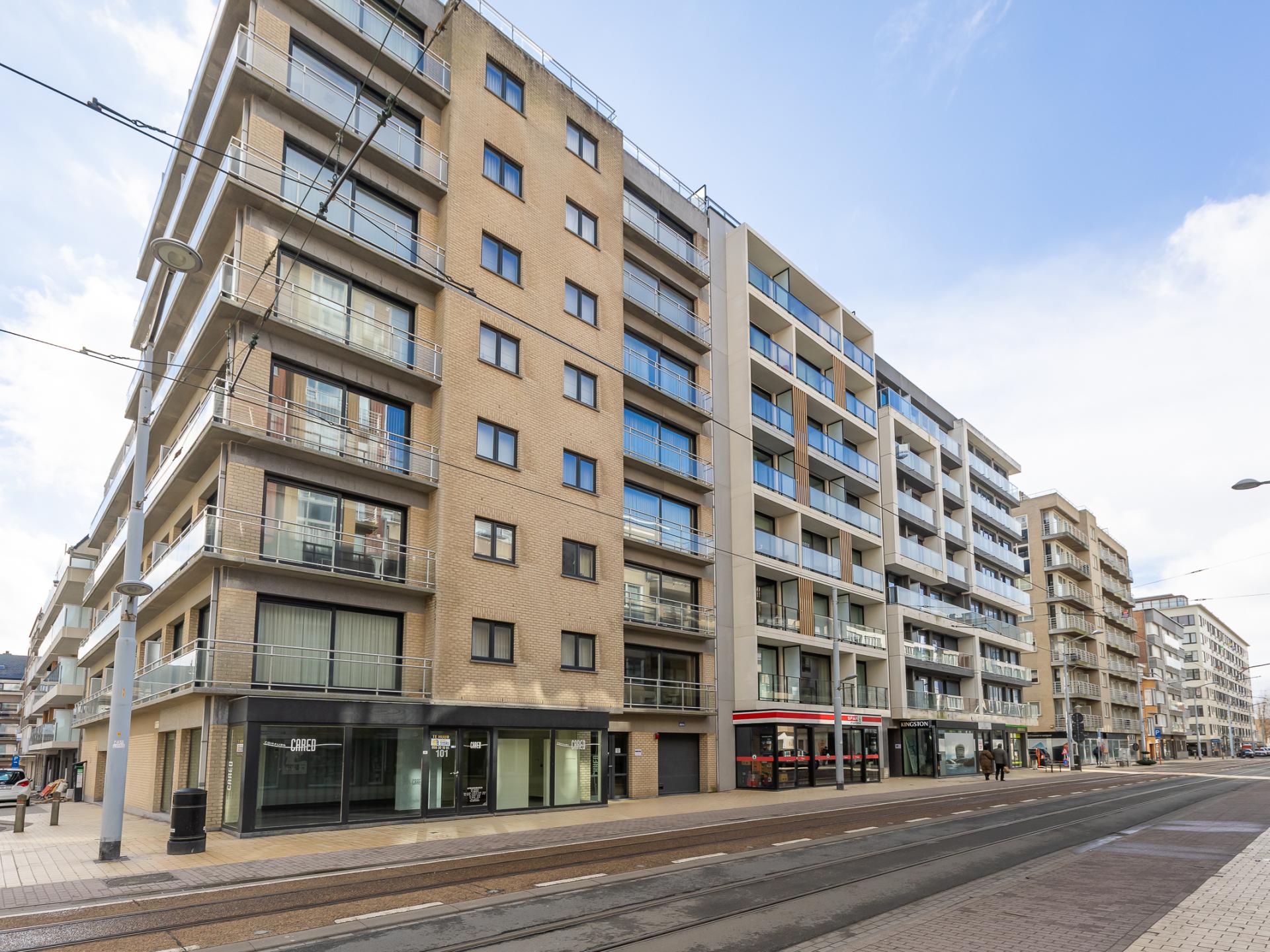 Centraal appartement in Middelkerke met 2 terrassen en zicht op Leopoldlaan - foto 6