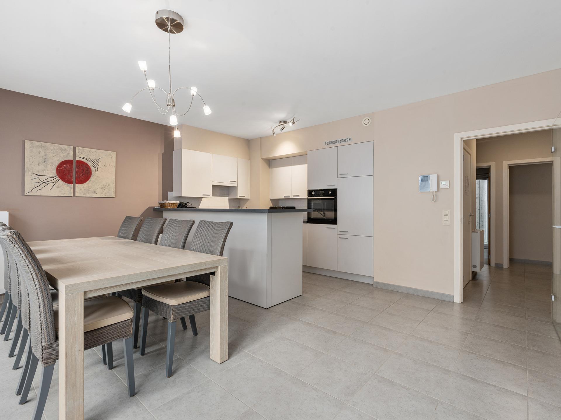 Licht appartement op de begane grond met tuintje, op 5 minuten van zee - foto 4