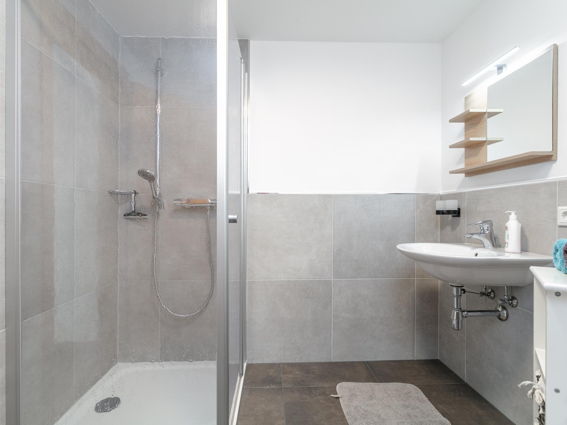 Rustiek appartement met wellness direct aan de skipiste in Leogang - foto 25