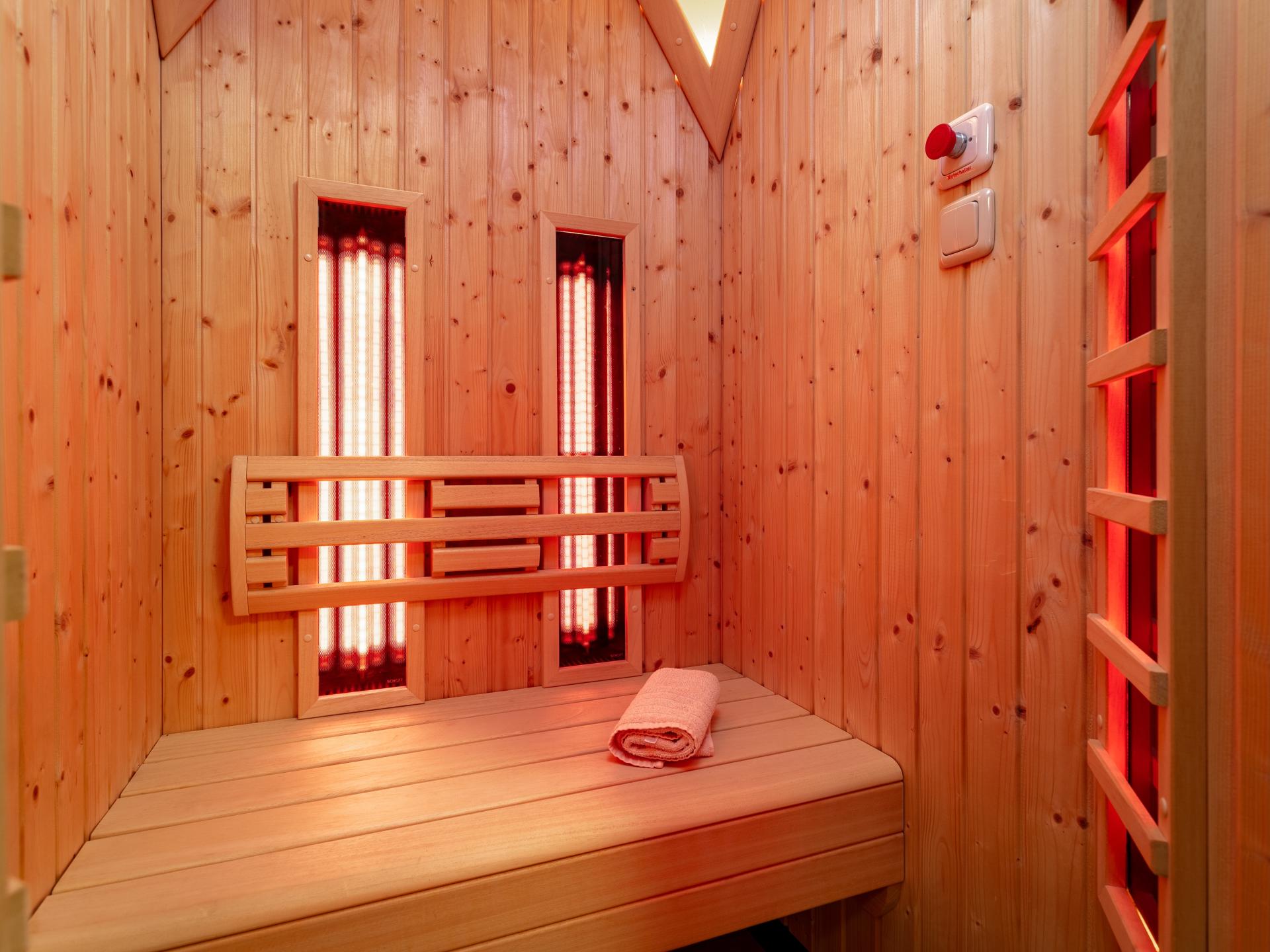 Rustiek appartement met wellness direct aan de skipiste in Leogang - foto 36
