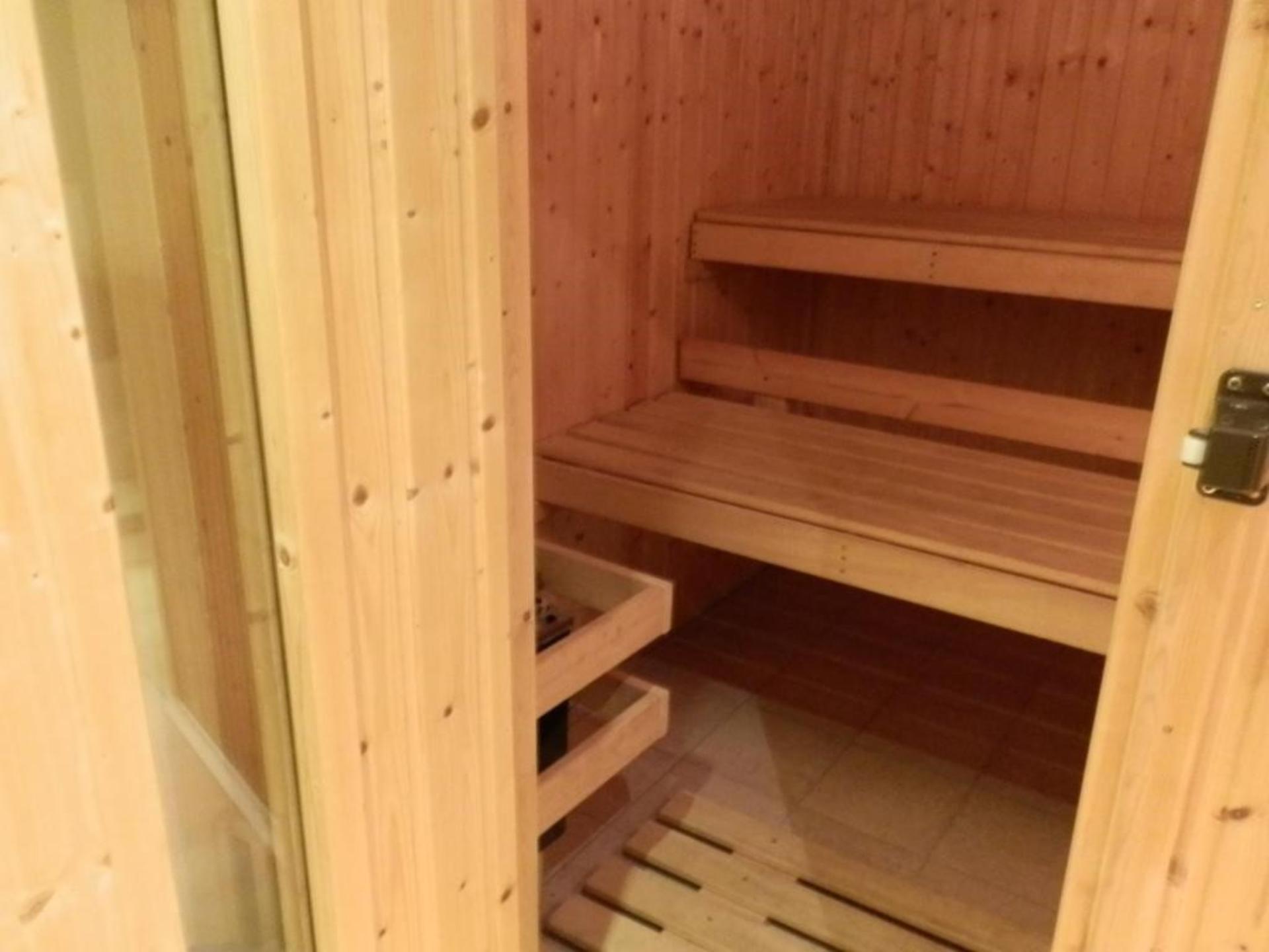Ruim 7-persoons appartement met 2 sauna's in Ramingstein, vlakbij skigebieden - foto 16