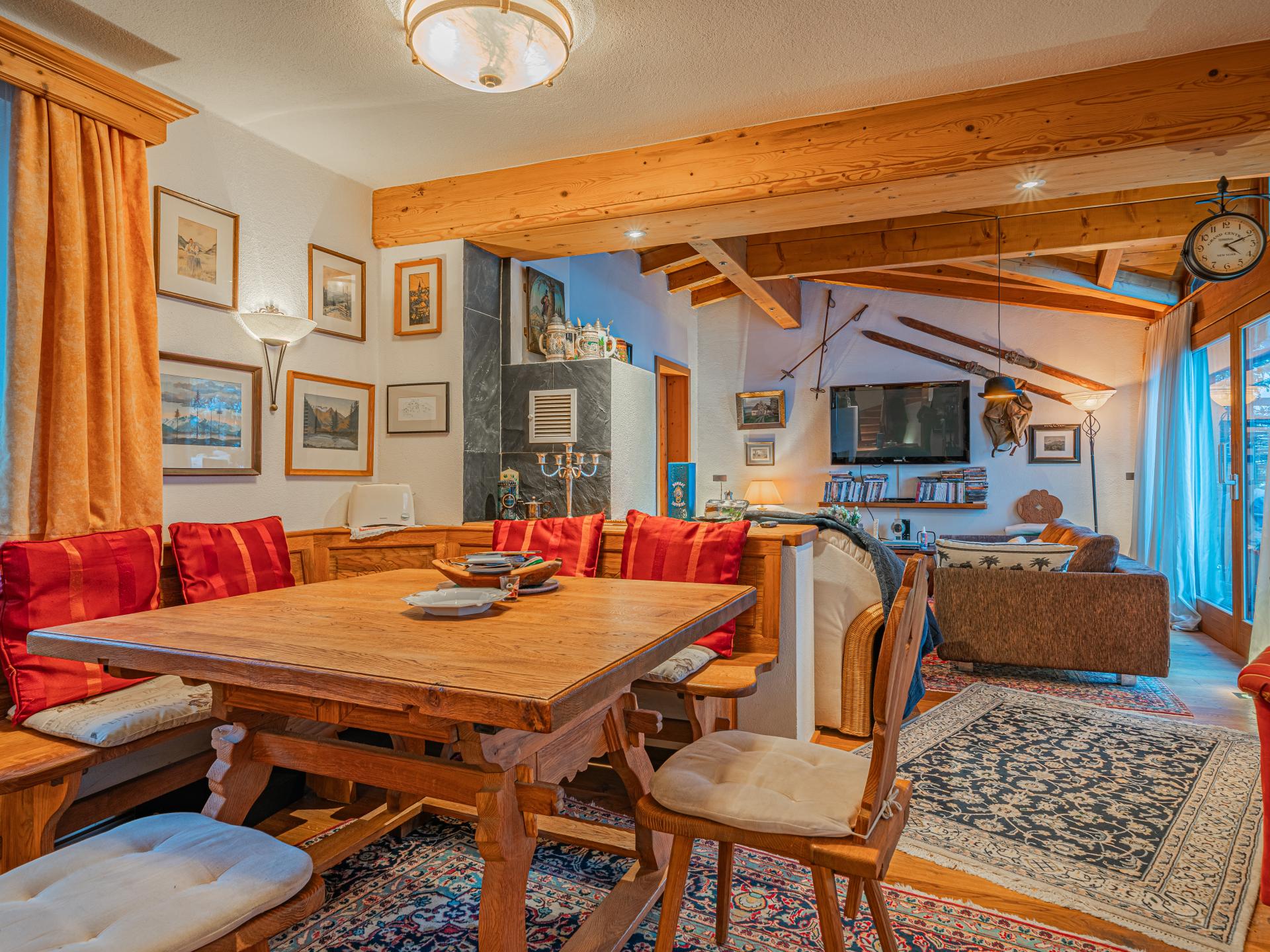 Authentiek vakantiehuis met sauna, 30 meter van de piste in Kirchberg - foto 3