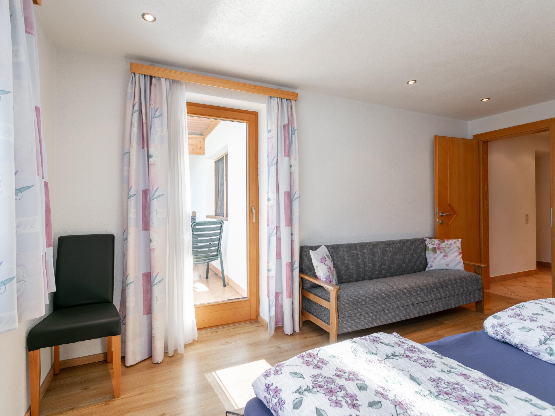 Ruim appartement voor 10 personen in Zellberg, direct aan de skipiste - foto 13