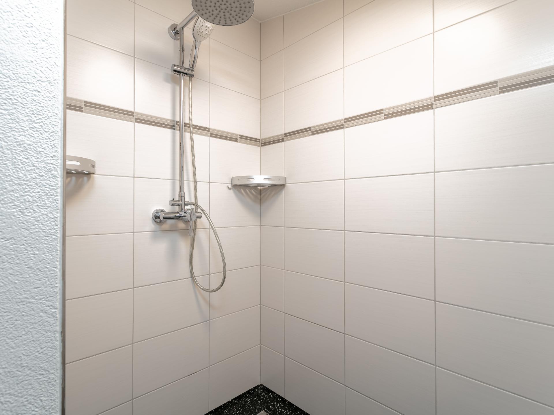 Ruim 10-persoons appartement in Zellberg met skibus voor de deur - foto 21