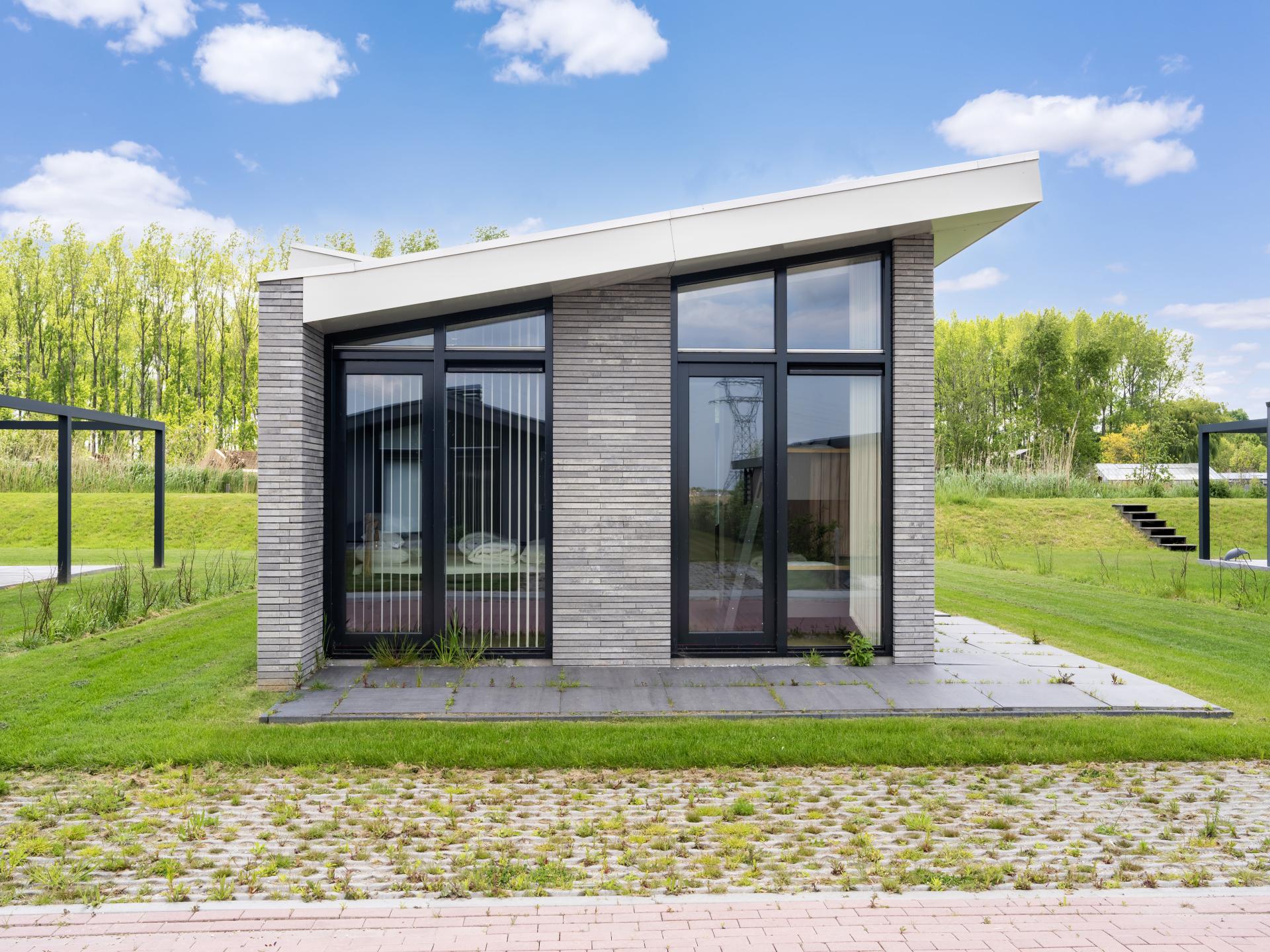 Knus vakantiehuis aan het water in Oud Ade, nabij de Kaagplassen - foto 2