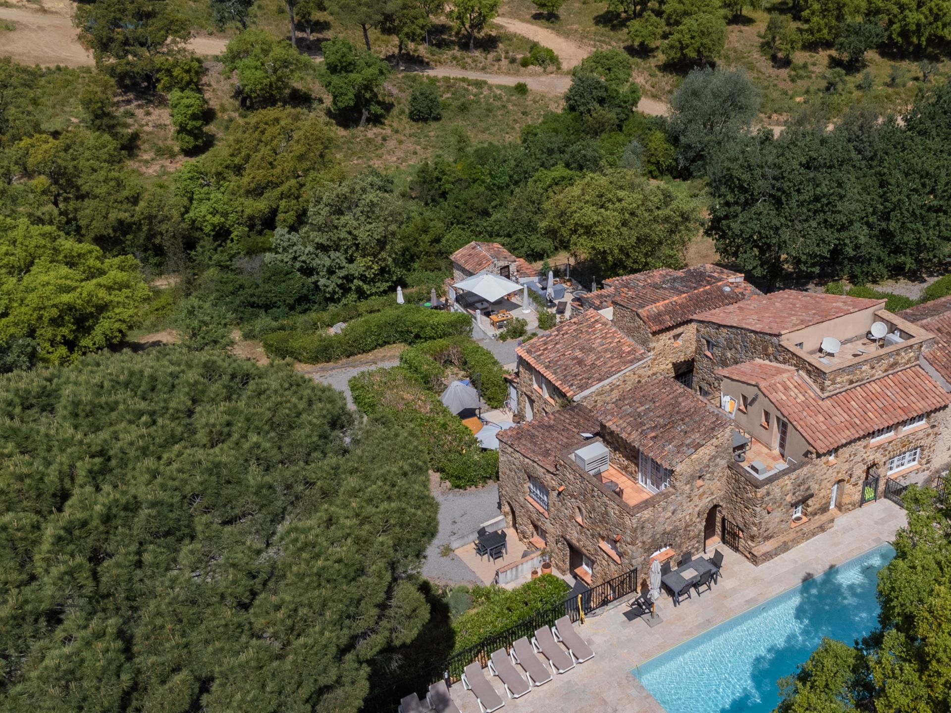 Knusse gîte voor 3 in 500 jaar oude Provençaalse boerderij met zwembad - foto 30