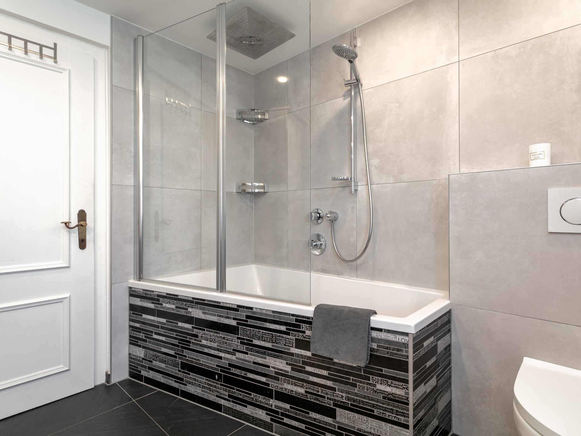 Vrijstaand chalet in Ebbs met privézwembad, sauna en uitzicht op de Alpen - foto 23