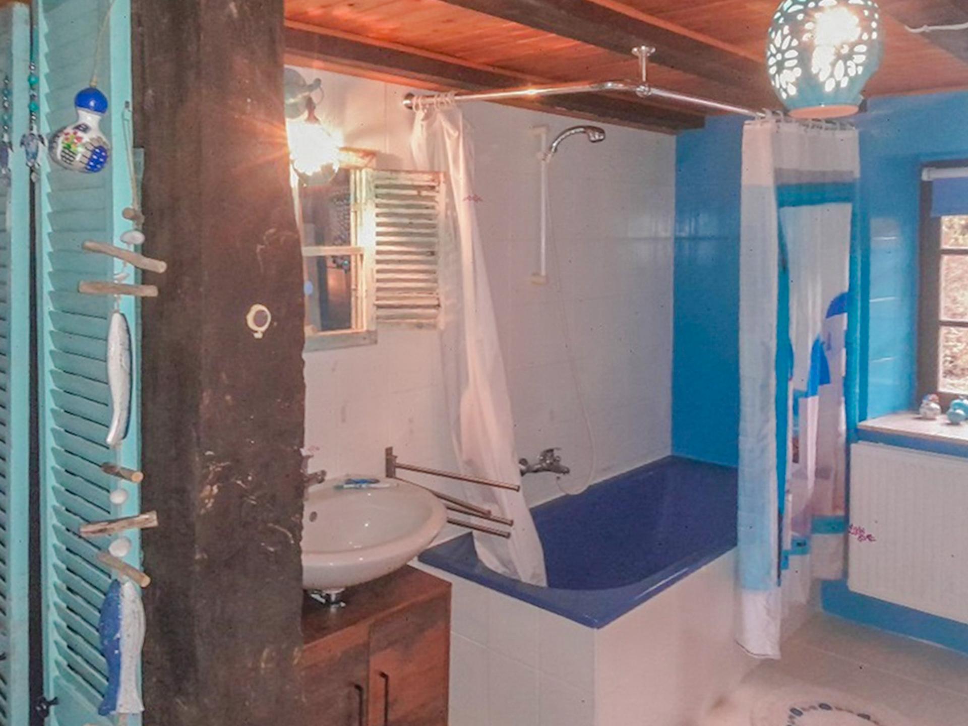 Sfeervol vakantiehuis voor 10 personen aan de voet van de burchtruïne in Manderscheid - foto 17