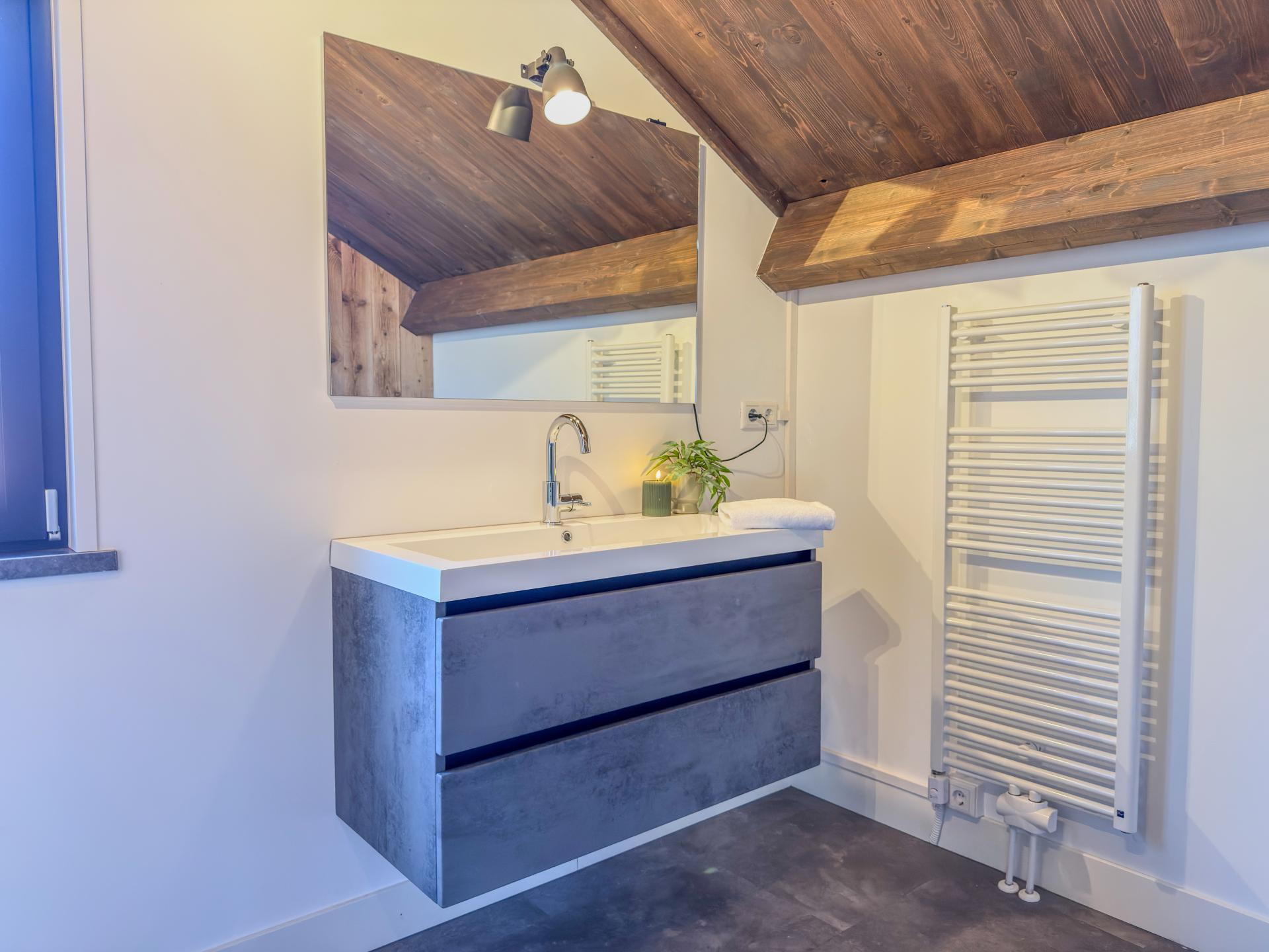 Chalet aan de Afritzer See met privé sauna en uitzicht op de Alpen - foto 27