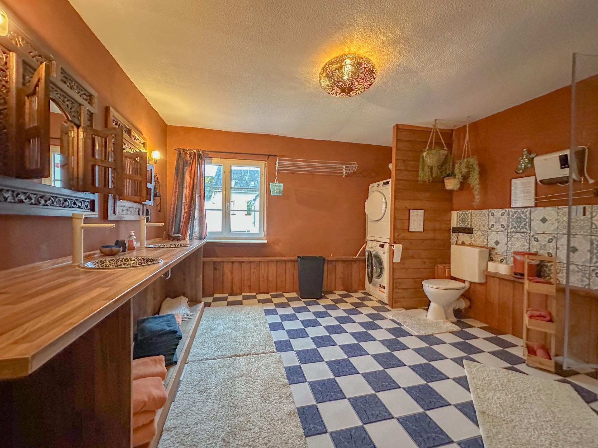 Historisch vakantiehuis uit 1615 met zonnige binnenplaats, vlakbij de Moezel - foto 18