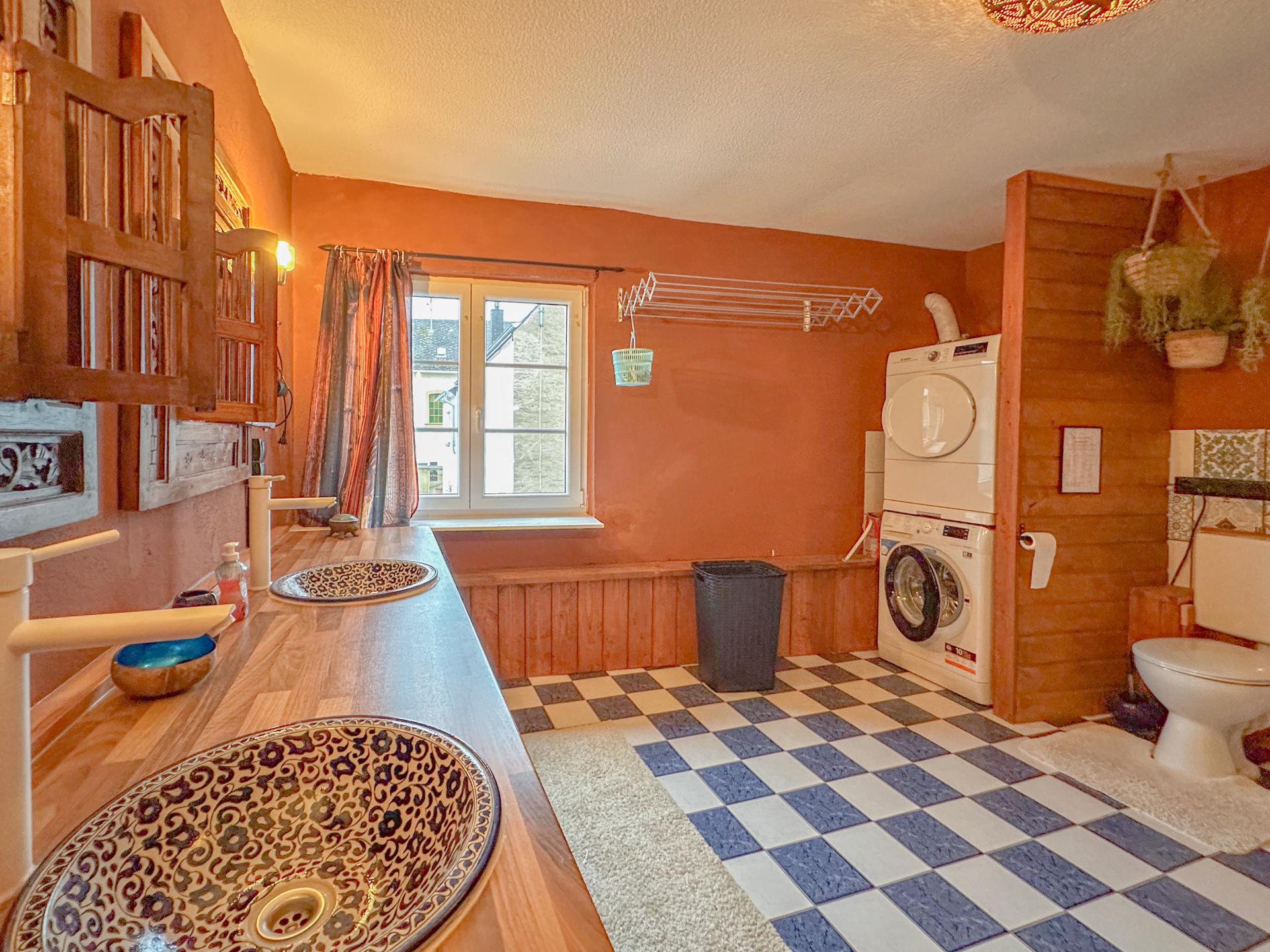 Historisch vakantiehuis uit 1615 met zonnige binnenplaats, vlakbij de Moezel - foto 19