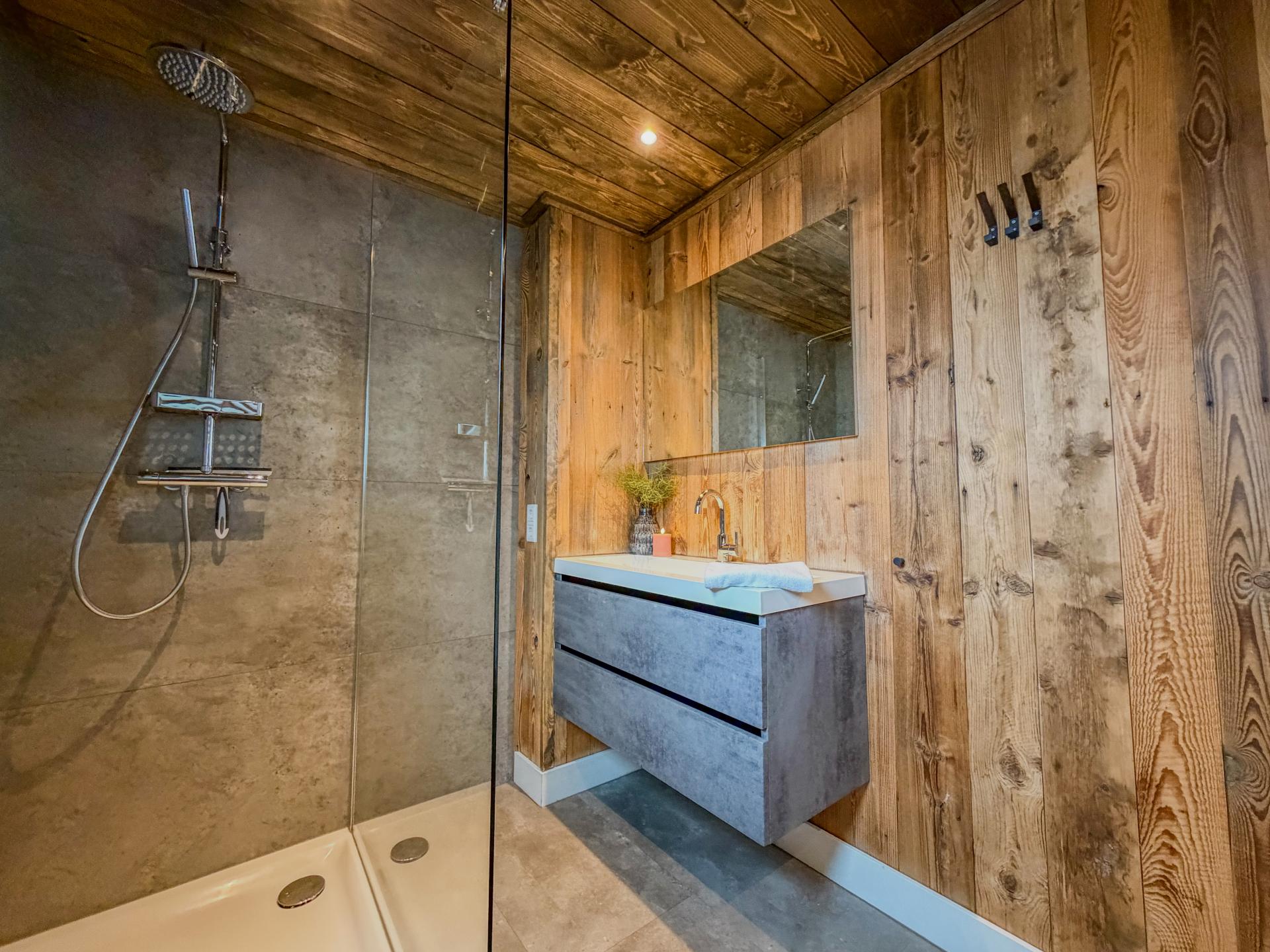 Luxe chalet met sauna aan de Afritzer See, 8 personen - foto 19