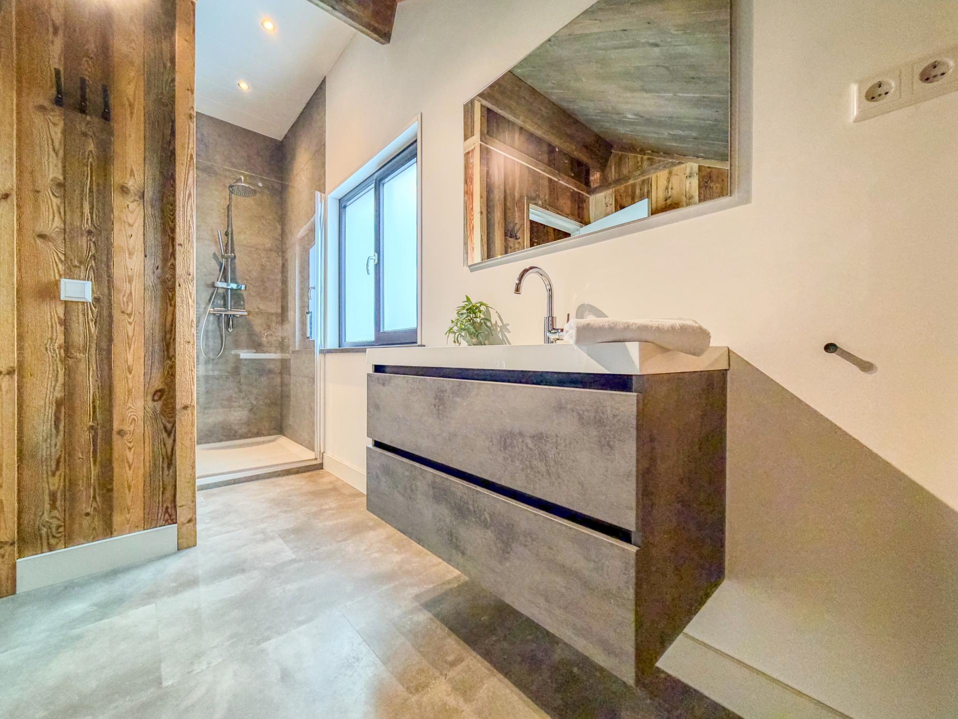 Luxe chalet met sauna aan de Afritzer See, 8 personen - foto 33