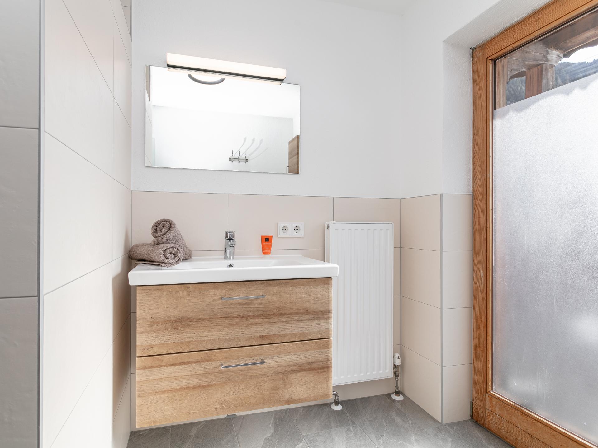 Authentiek appartement in gerenoveerde boerderij met fenomenaal bergpanorama - foto 11