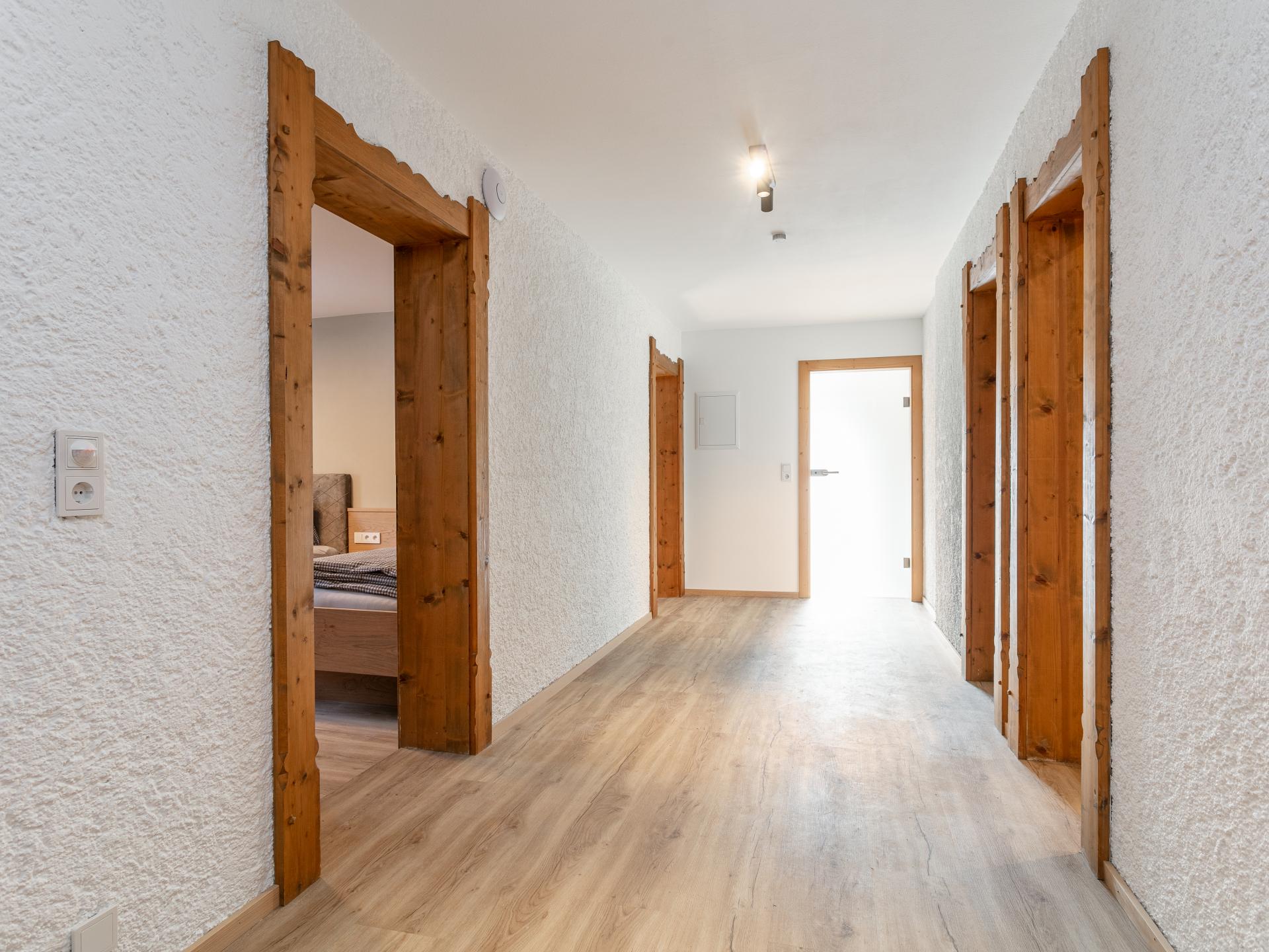 Authentiek appartement in gerenoveerde boerderij met fenomenaal bergpanorama - foto 22
