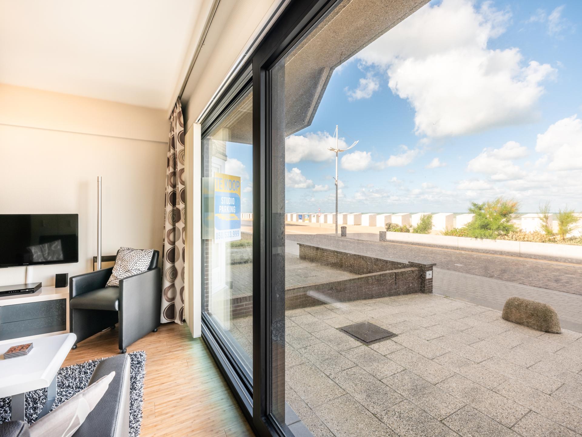 In het centrum van Sint-Idesbald: landhuis direct aan zee - foto 5