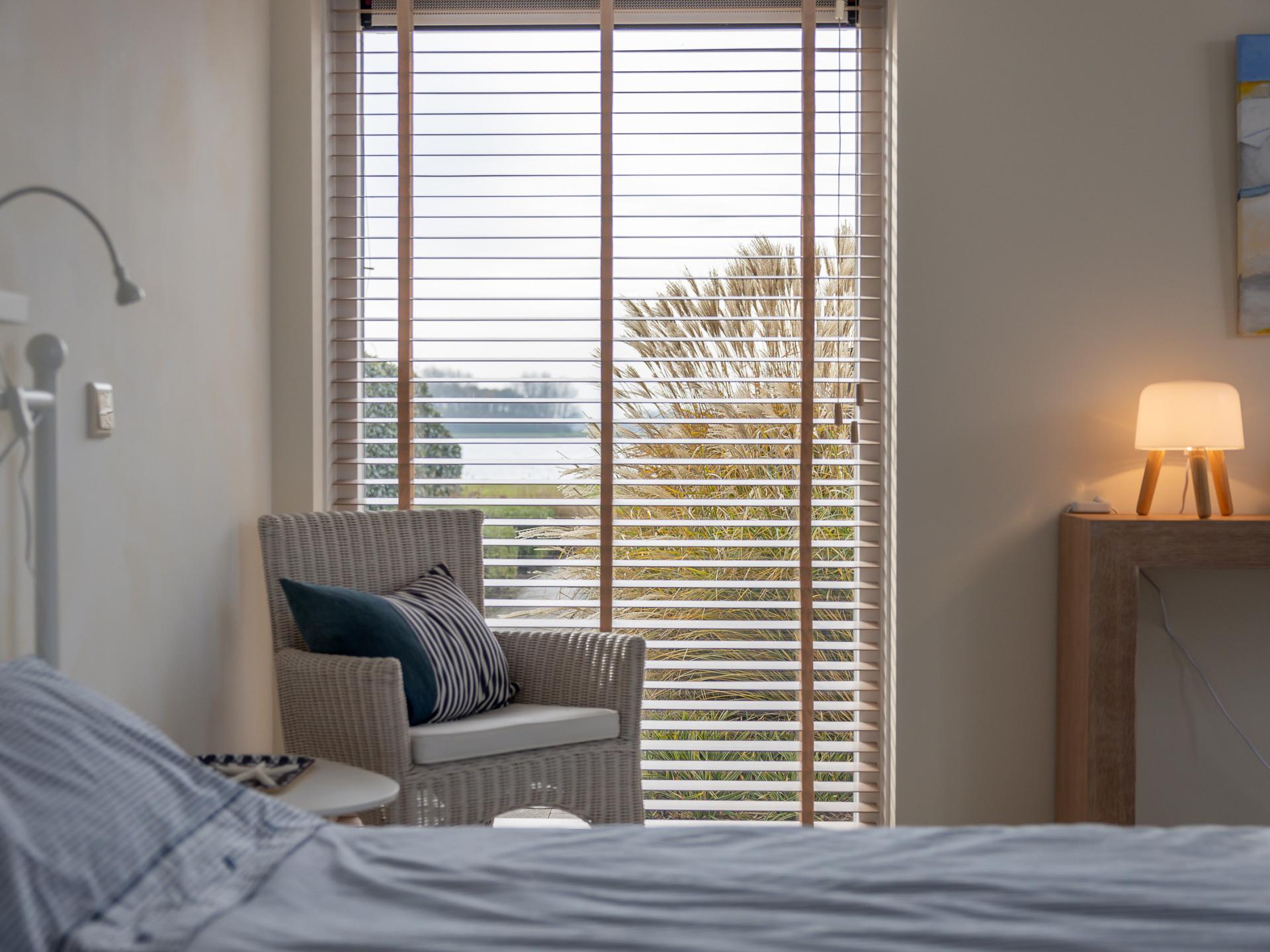 Watervilla Veerse Meer: luxe vrijstaand verblijf met panoramisch waterzicht - foto 28