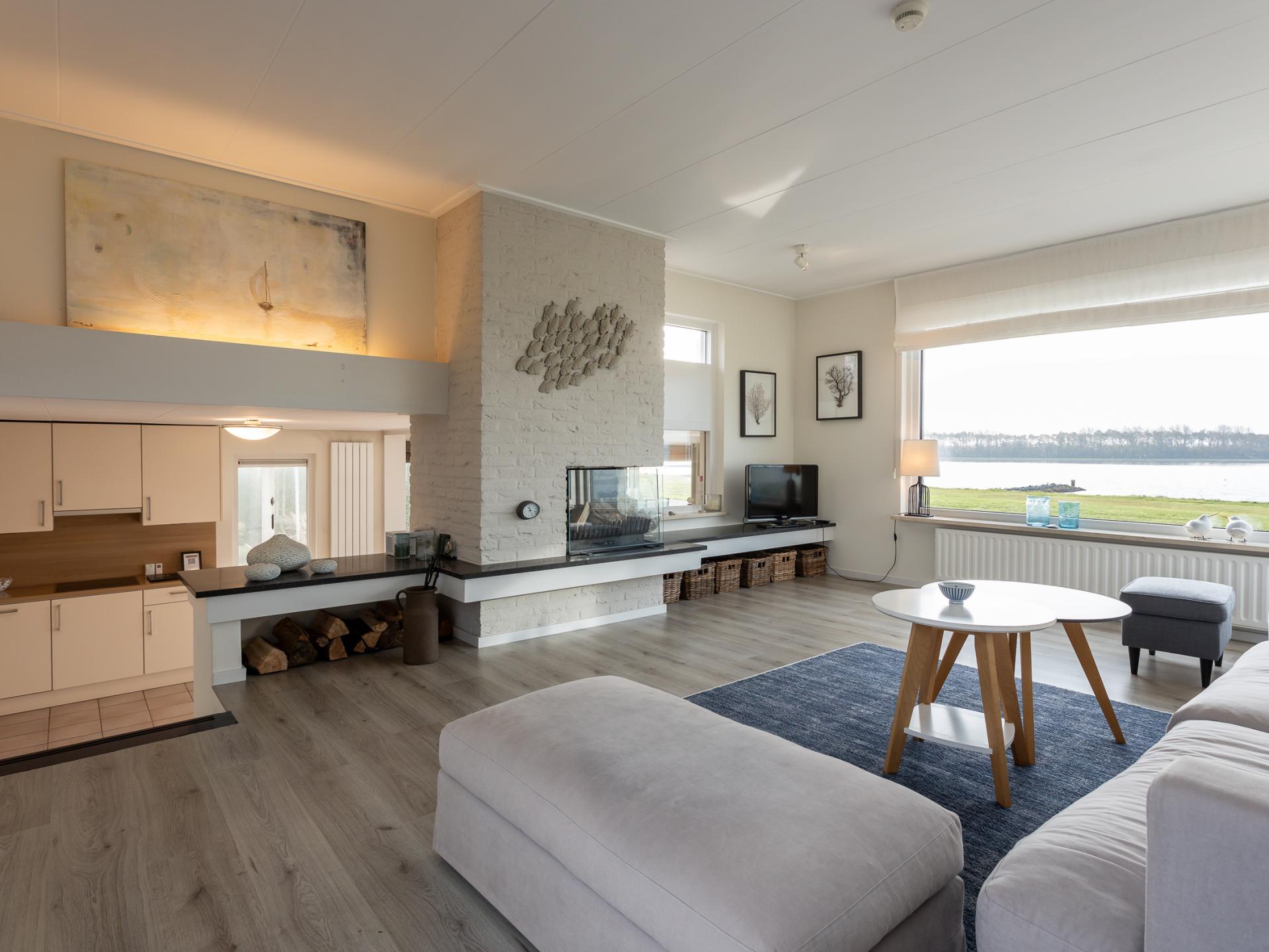 Watervilla Veerse Meer: luxe vrijstaand verblijf met panoramisch waterzicht - foto 12