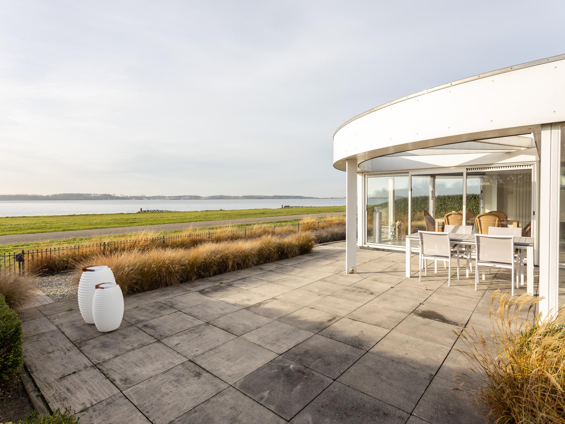 Watervilla Veerse Meer: luxe vrijstaand verblijf met panoramisch waterzicht - foto 47