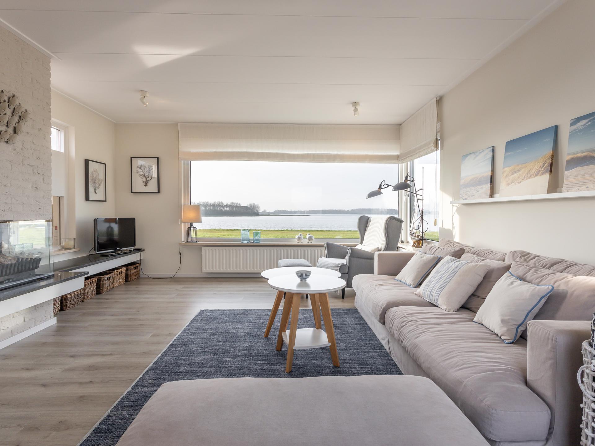 Watervilla Veerse Meer: luxe vrijstaand verblijf met panoramisch waterzicht - foto 3