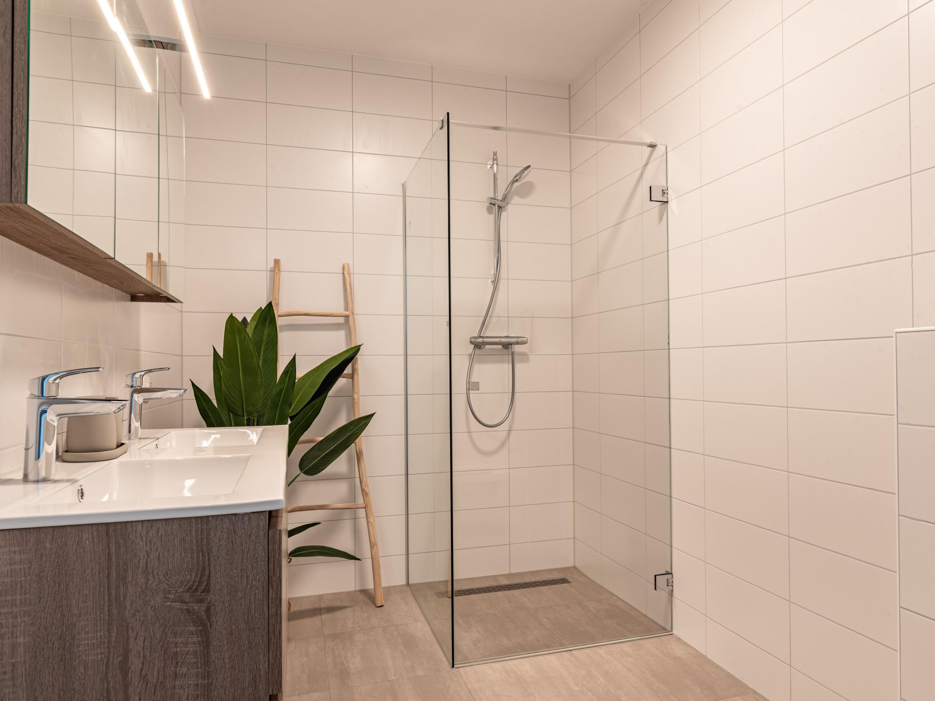 Luxe penthouse met panoramisch uitzicht op de haven van Kortgene - foto 19