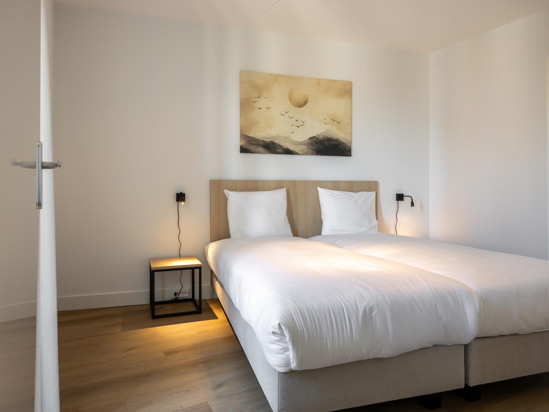 Stijlvol havenappartement met balkon en Sunshower in Kortgene - foto 6