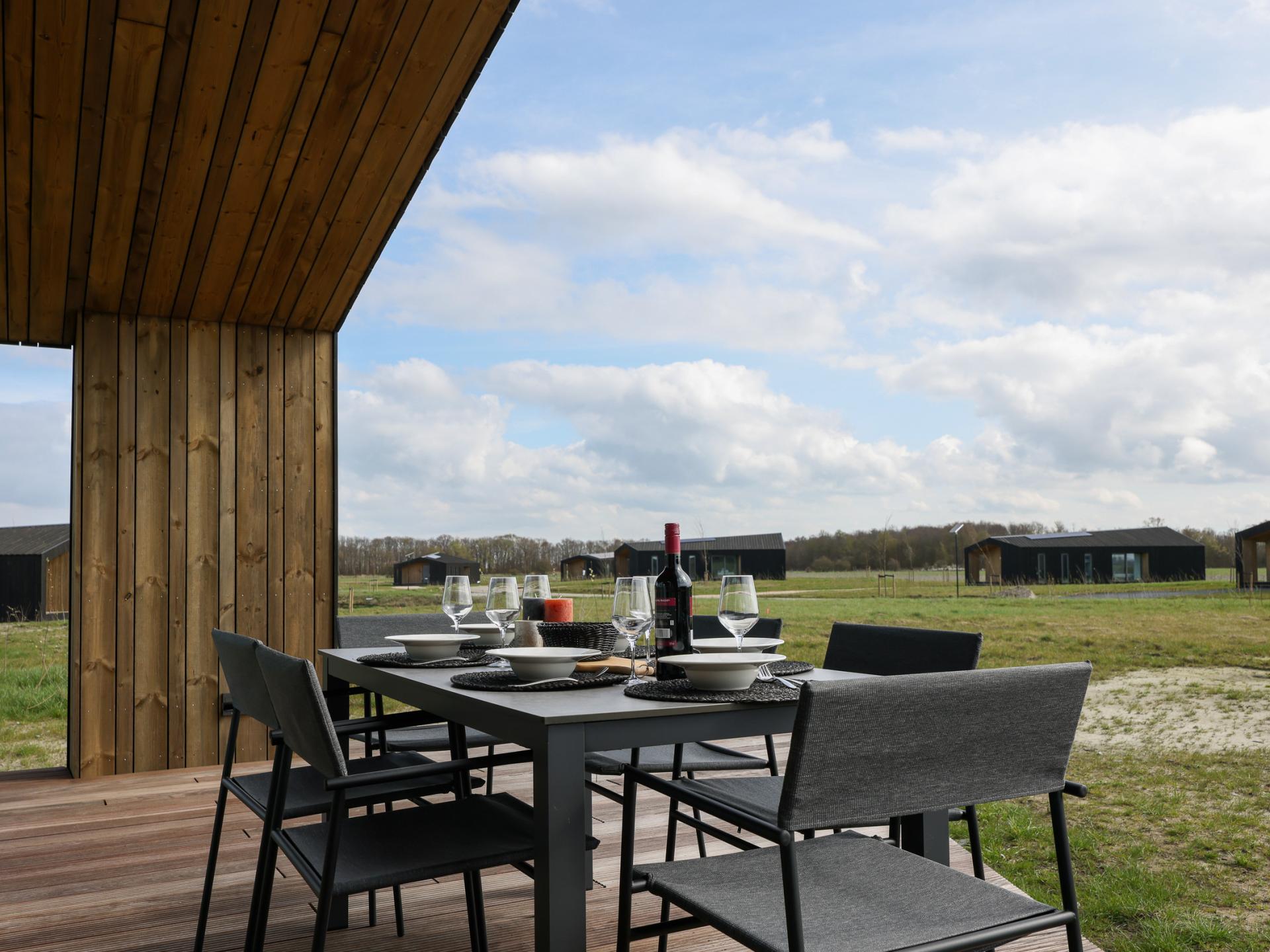 Modern vakantiehuis met wijds uitzicht over Zeeuwse polders, nabij strand - foto 2