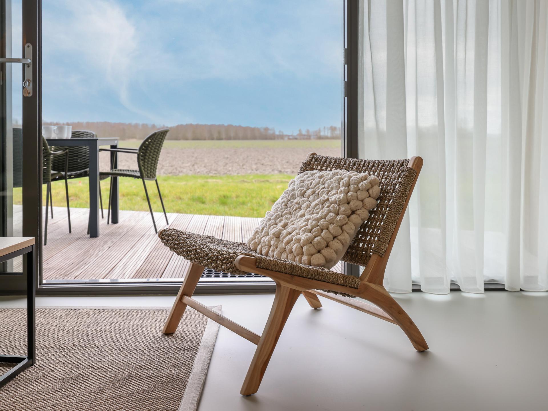 Vrijstaand natuurhuis in Zeeuws polderlandschap met uitzicht over de velden - foto 12