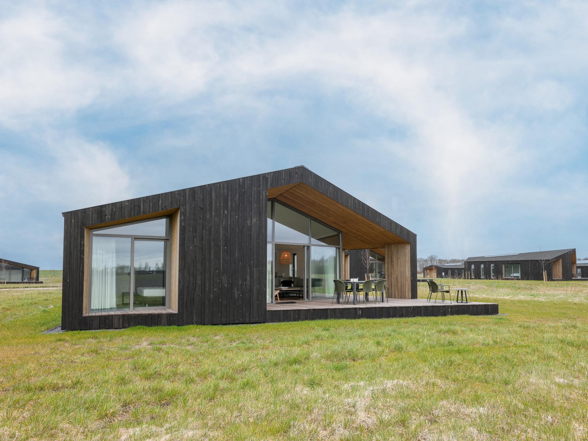 Vrijstaand natuurhuis in Zeeuws polderlandschap met uitzicht over de velden - foto 30
